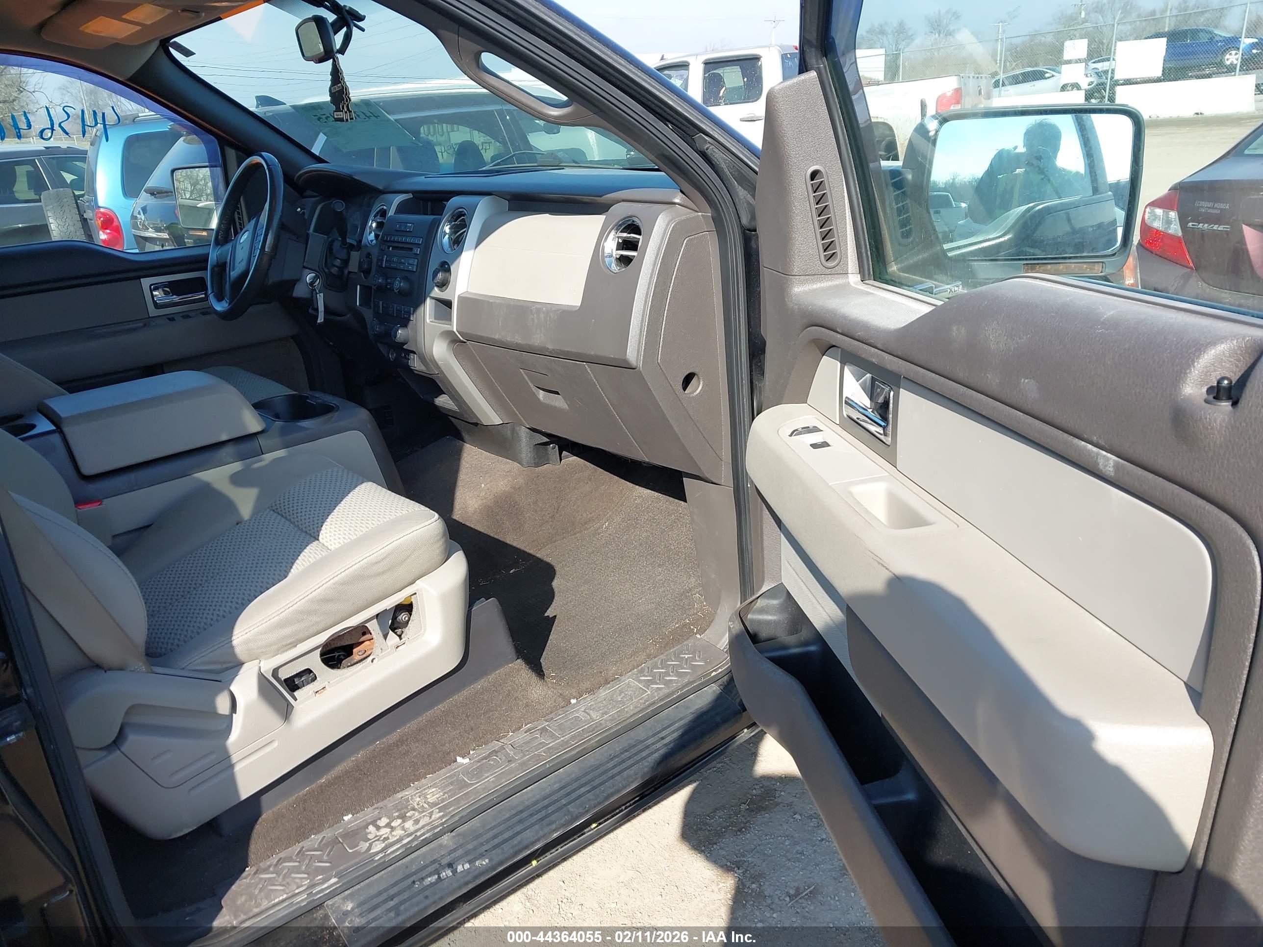 FORD F-150 image 5