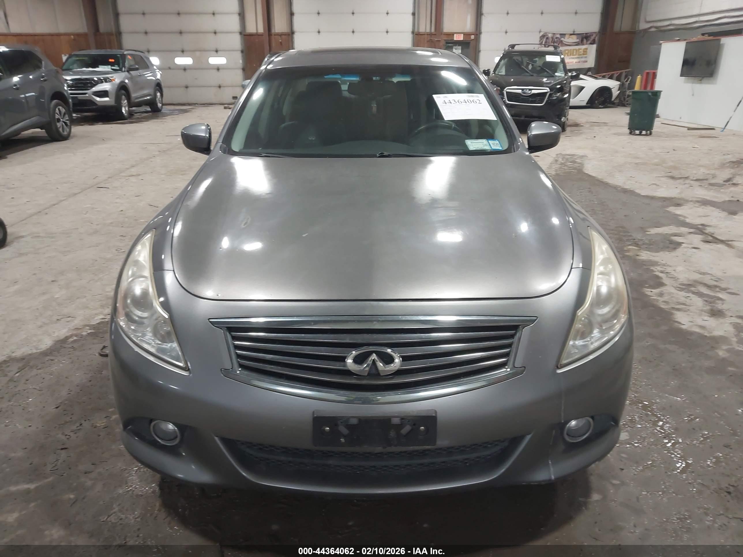 INFINITI G25X image 6