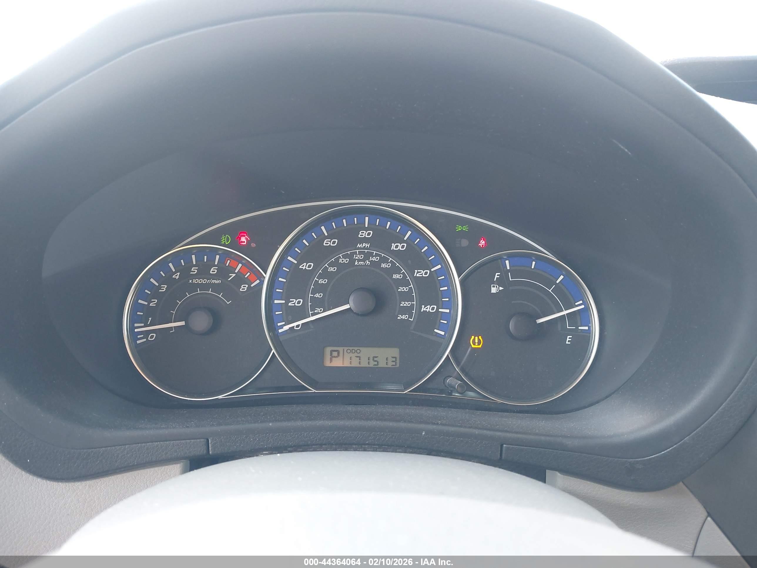 SUBARU FORESTER image 7