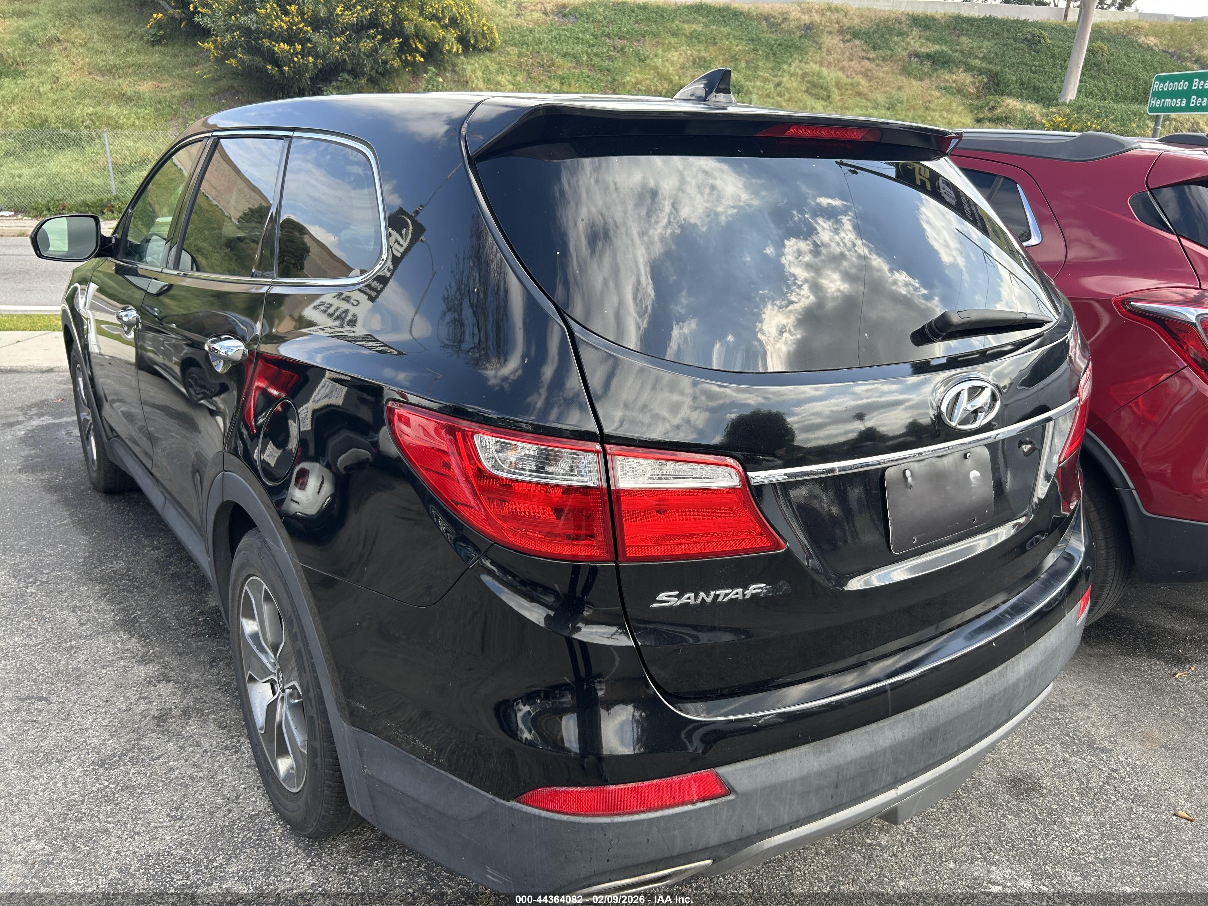 HYUNDAI SANTA image 3