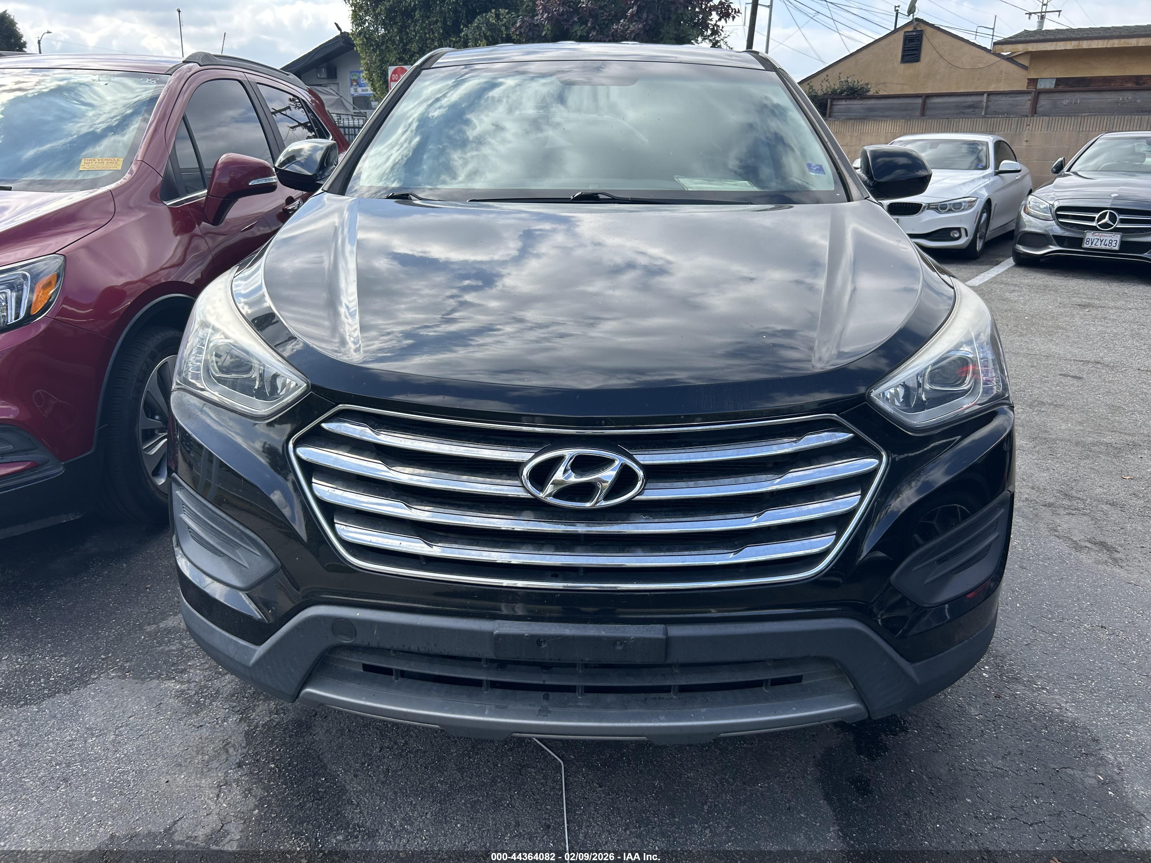 HYUNDAI SANTA image 6