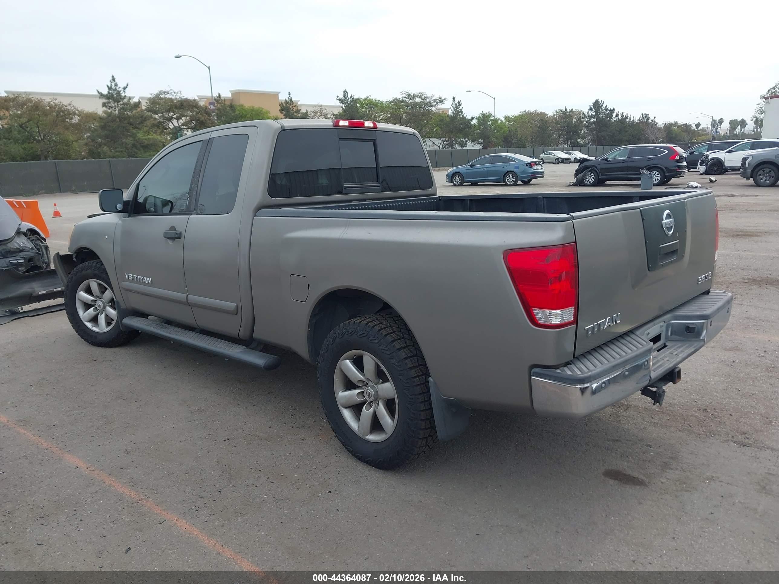 NISSAN TITAN image 3