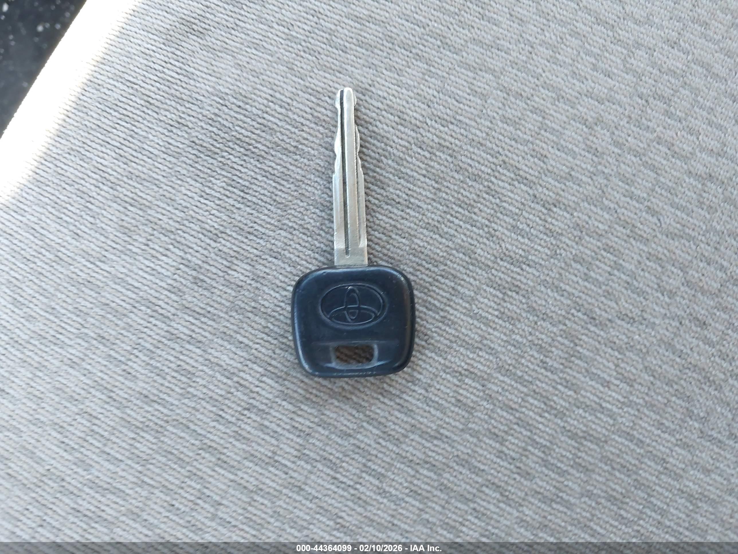 TOYOTA COROLLA image 11