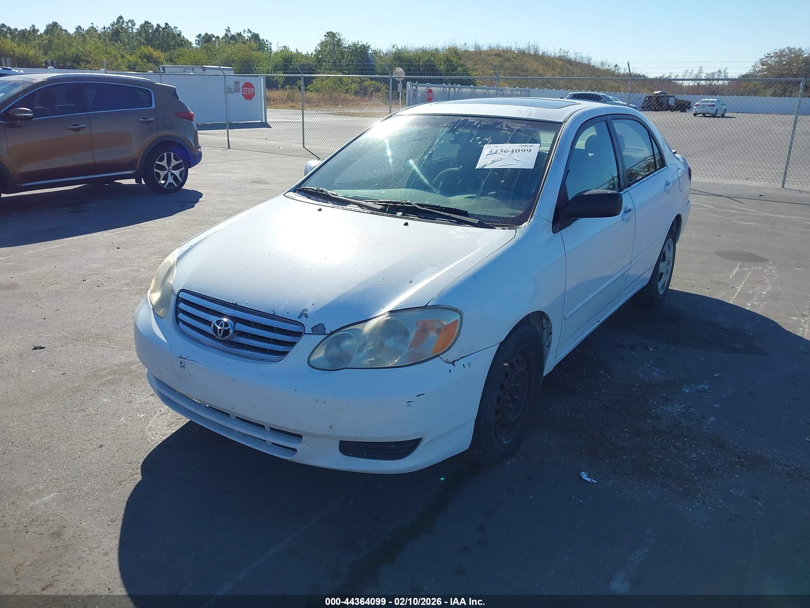 TOYOTA COROLLA image 2