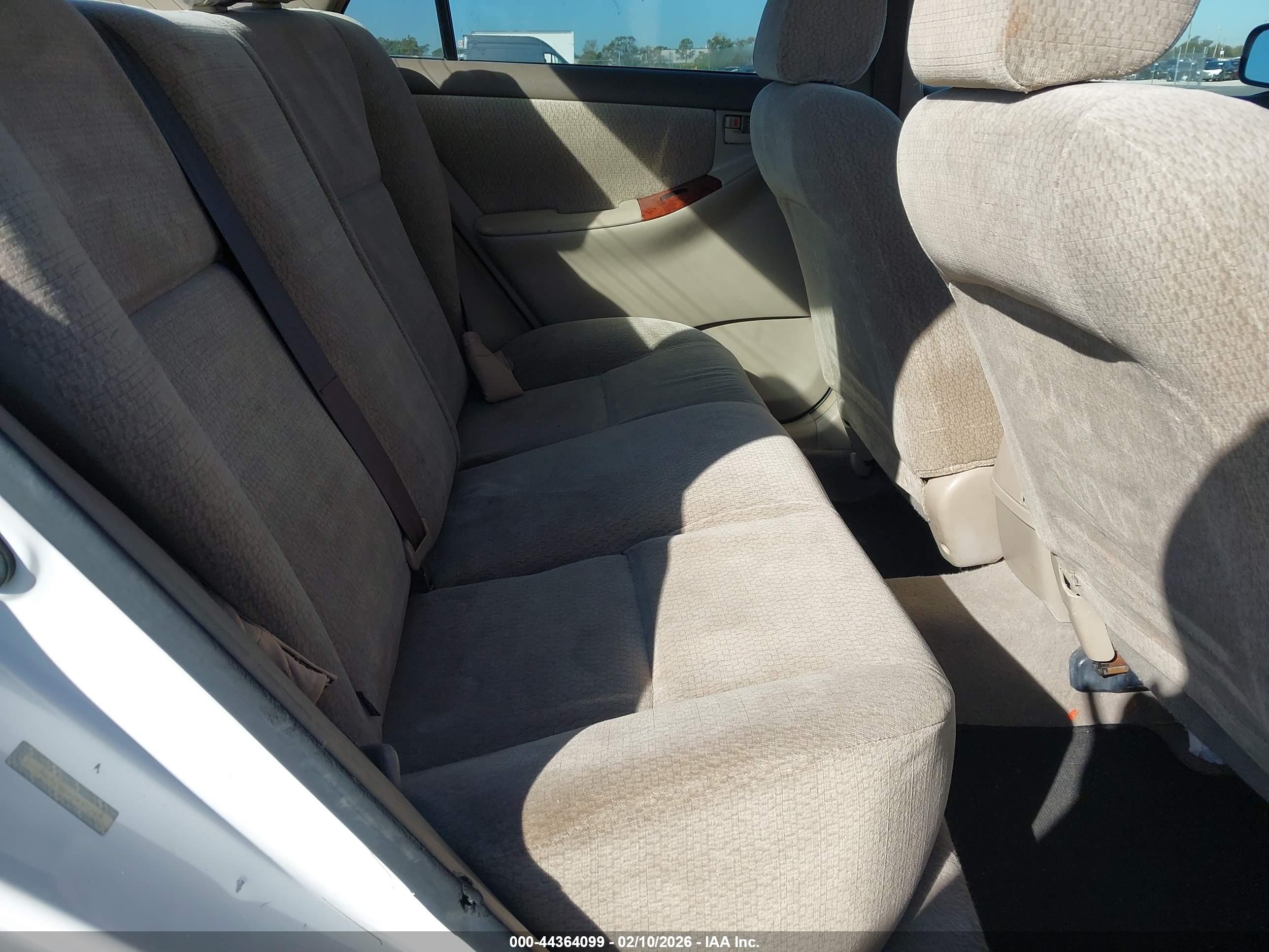 TOYOTA COROLLA image 8