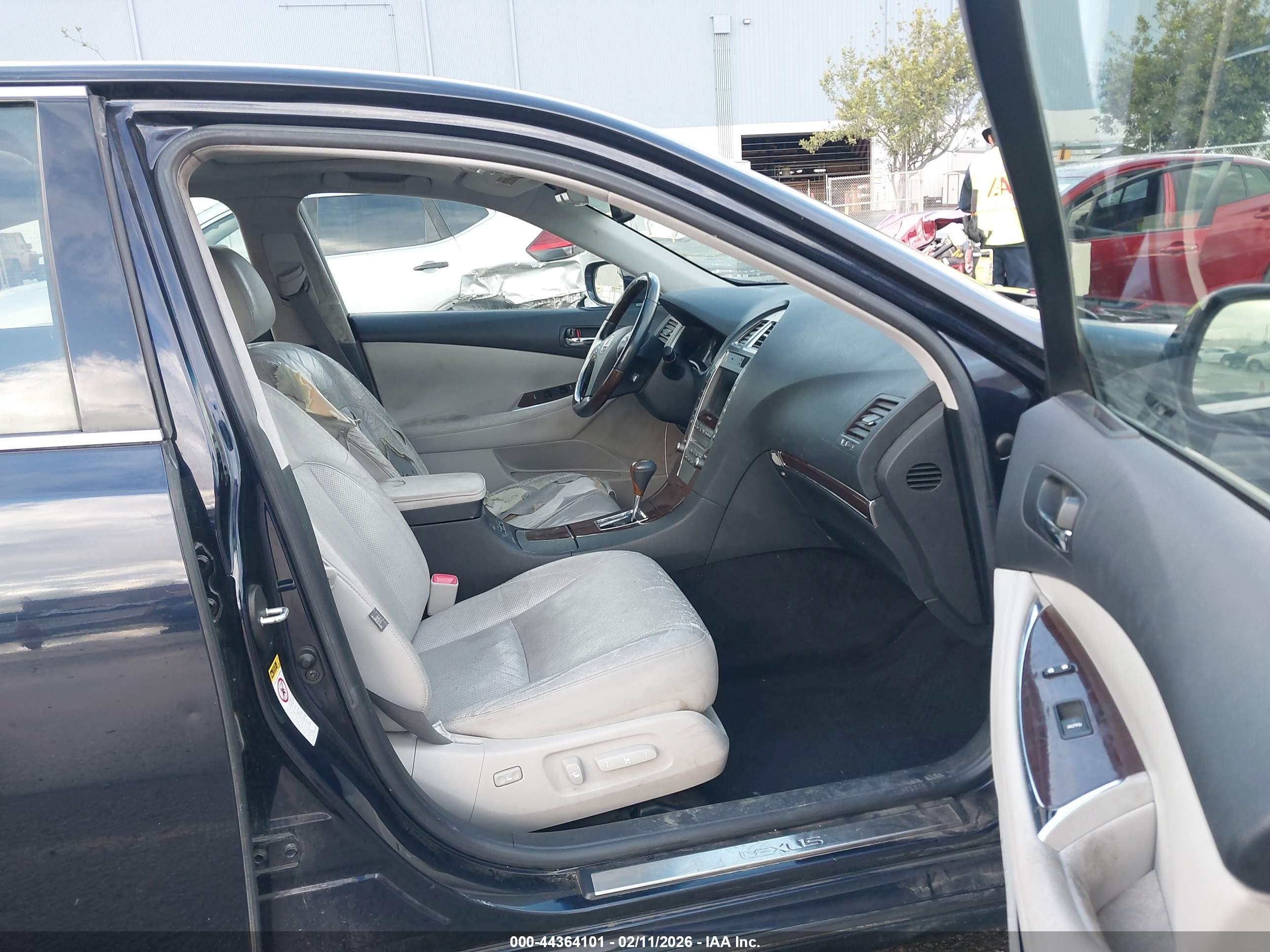 LEXUS ES image 5