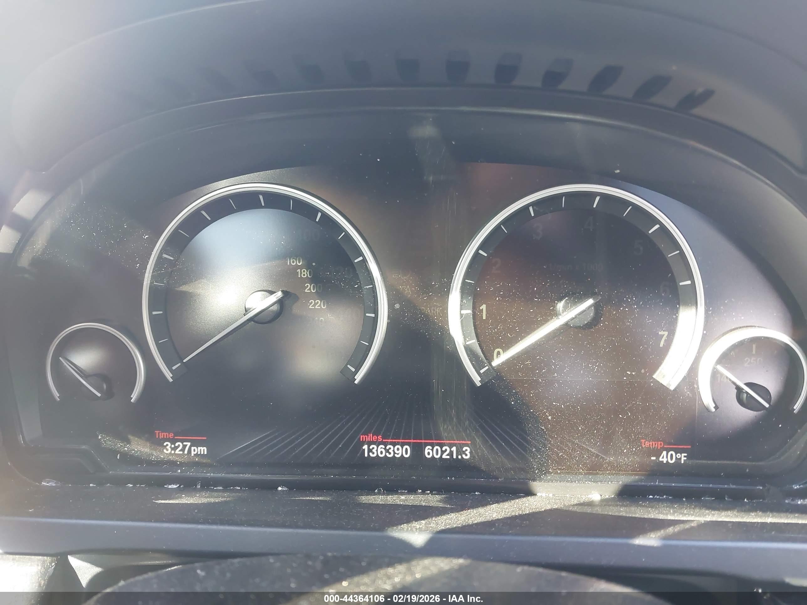 BMW 740I image 7