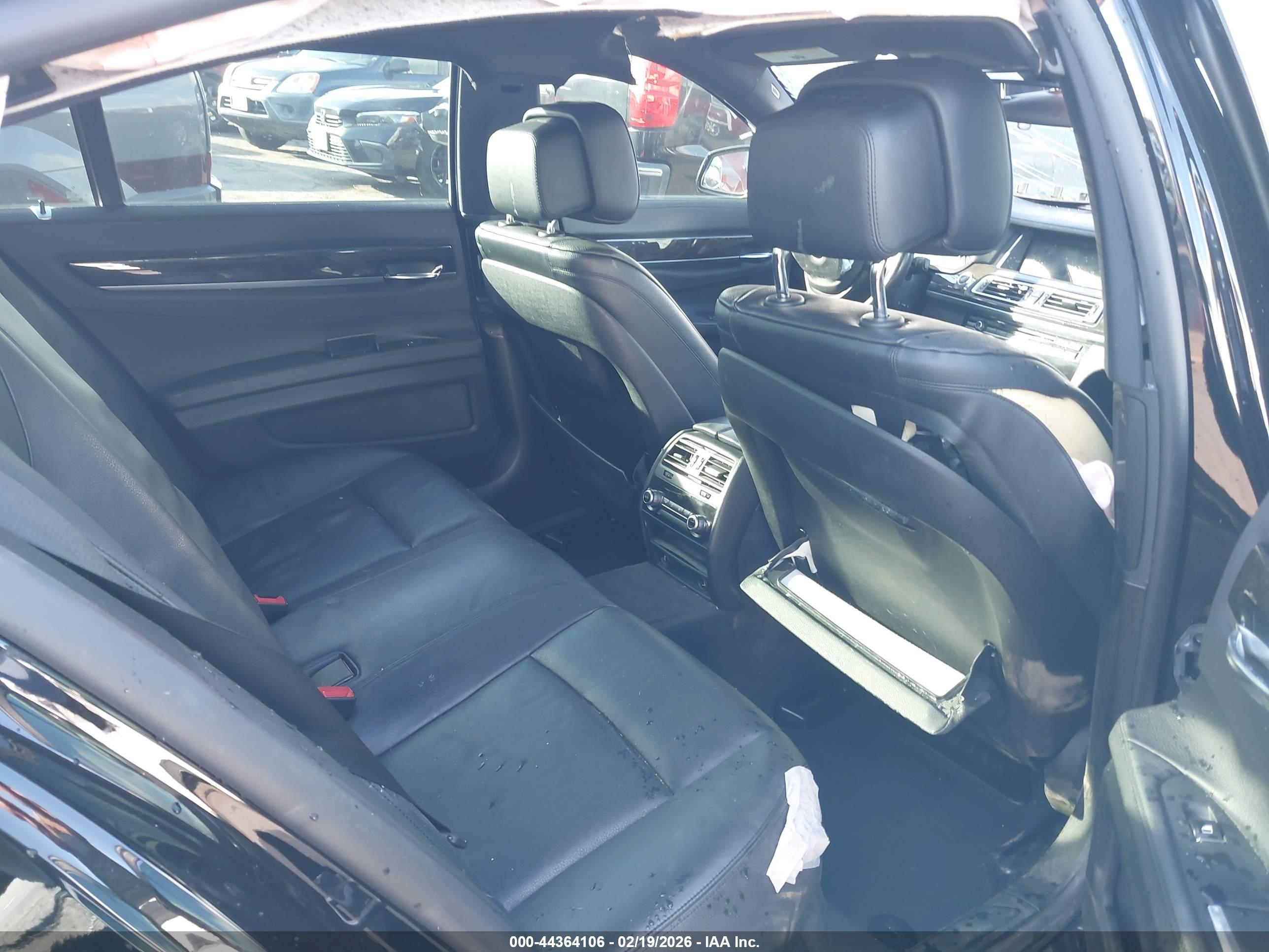 BMW 740I image 8