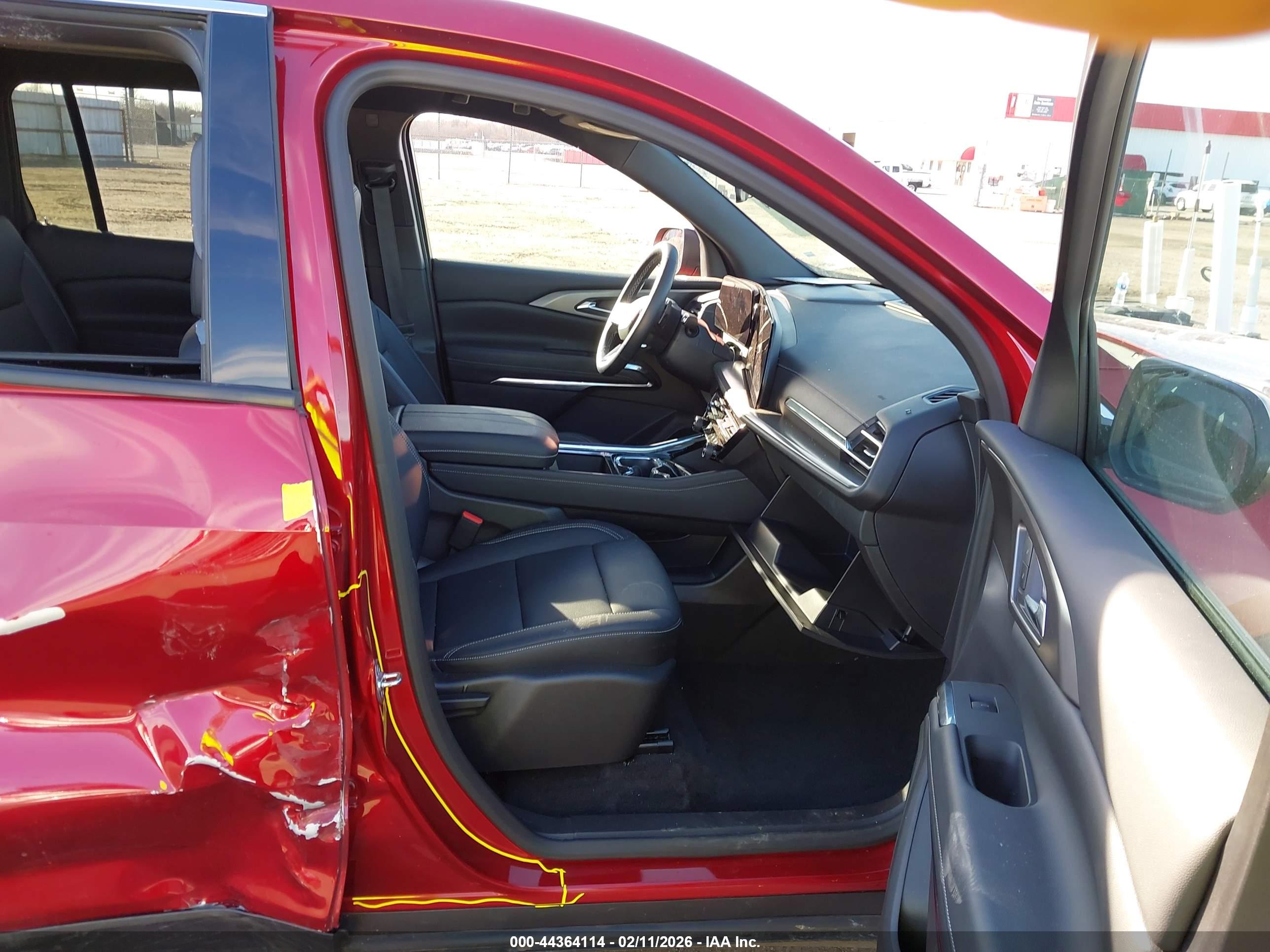 CHEVROLET TRAVERSE image 5