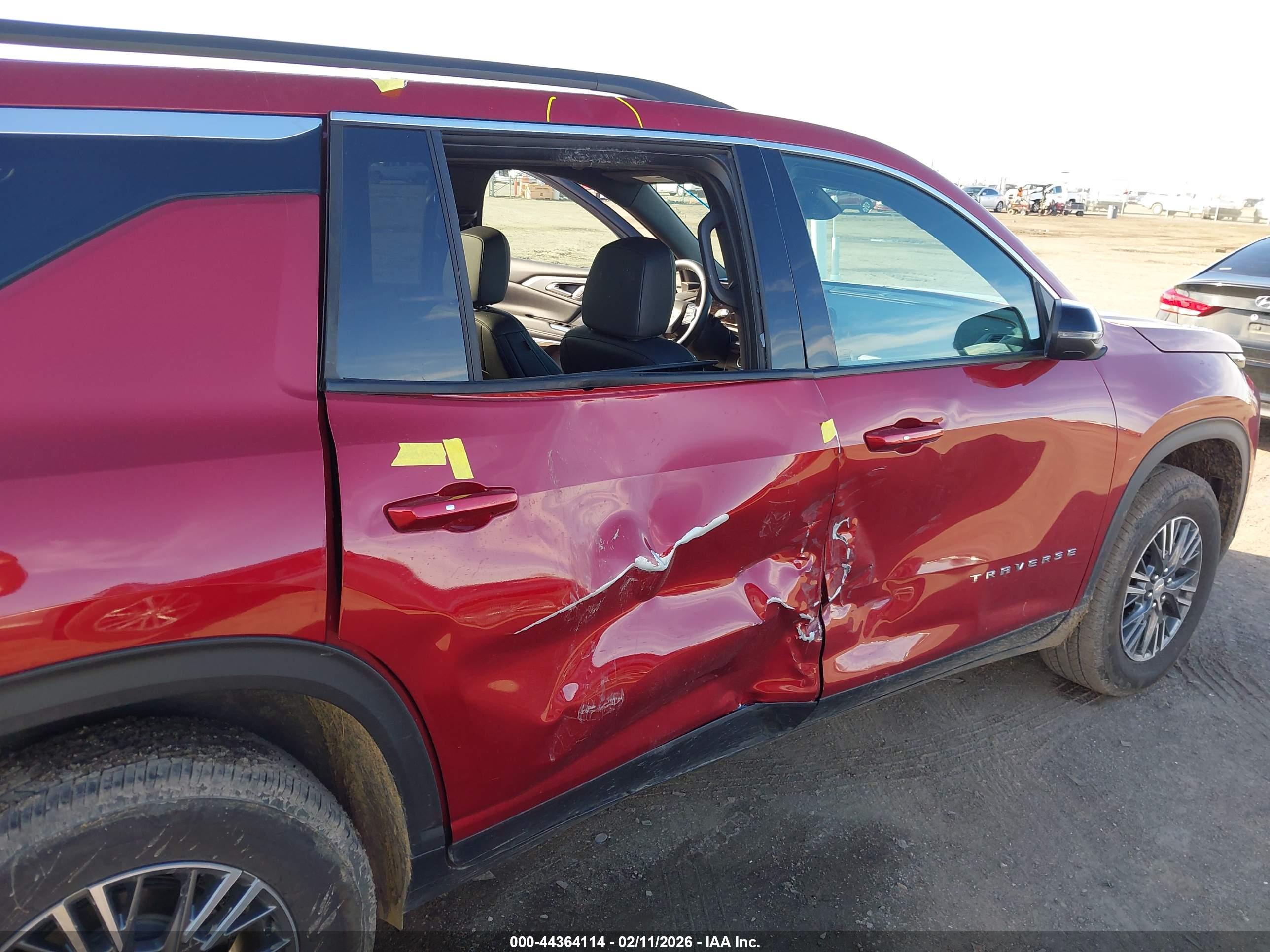 CHEVROLET TRAVERSE image 6