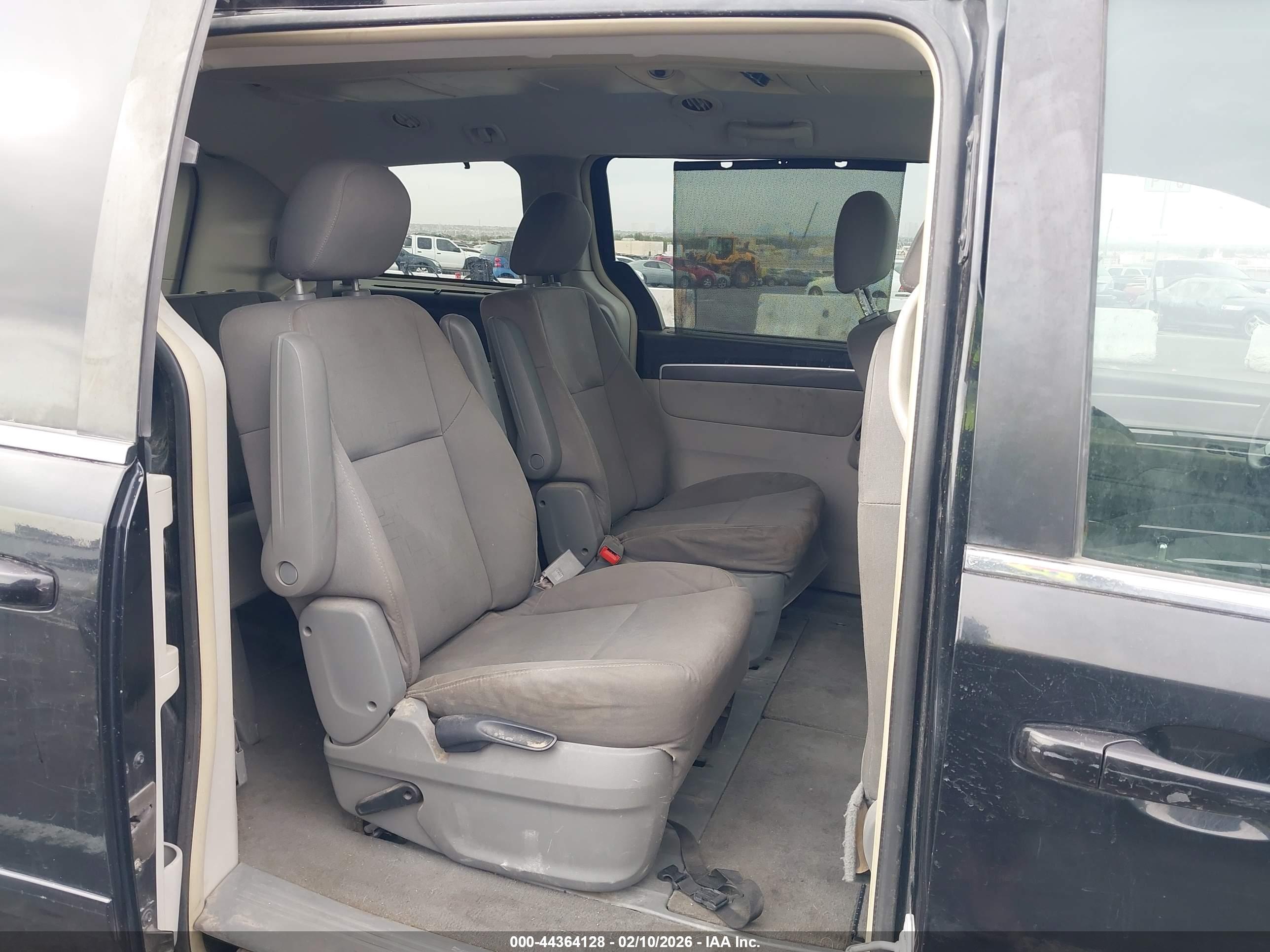 VOLKSWAGEN ROUTAN image 8