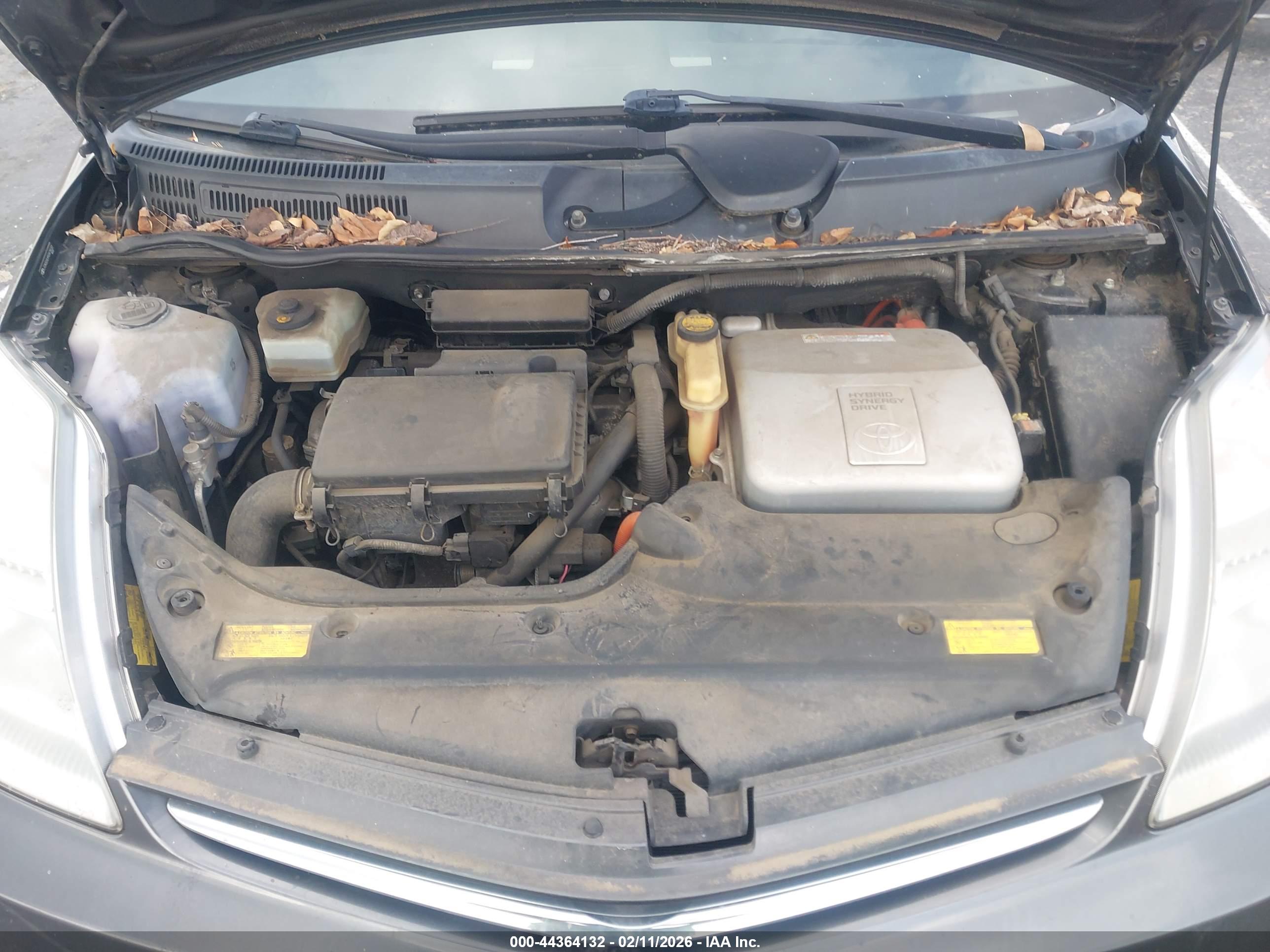 TOYOTA PRIUS image 10