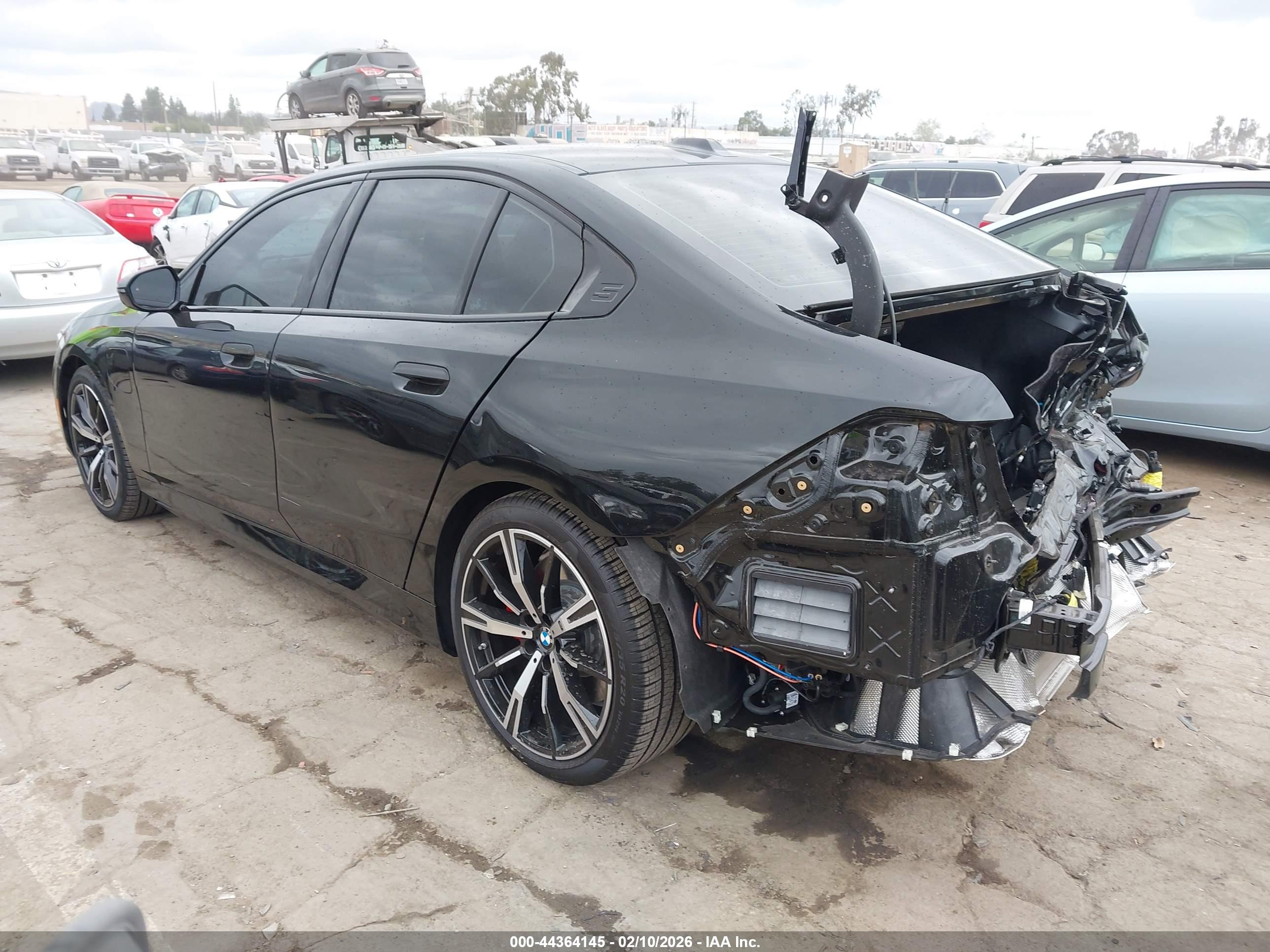 BMW 550E image 3
