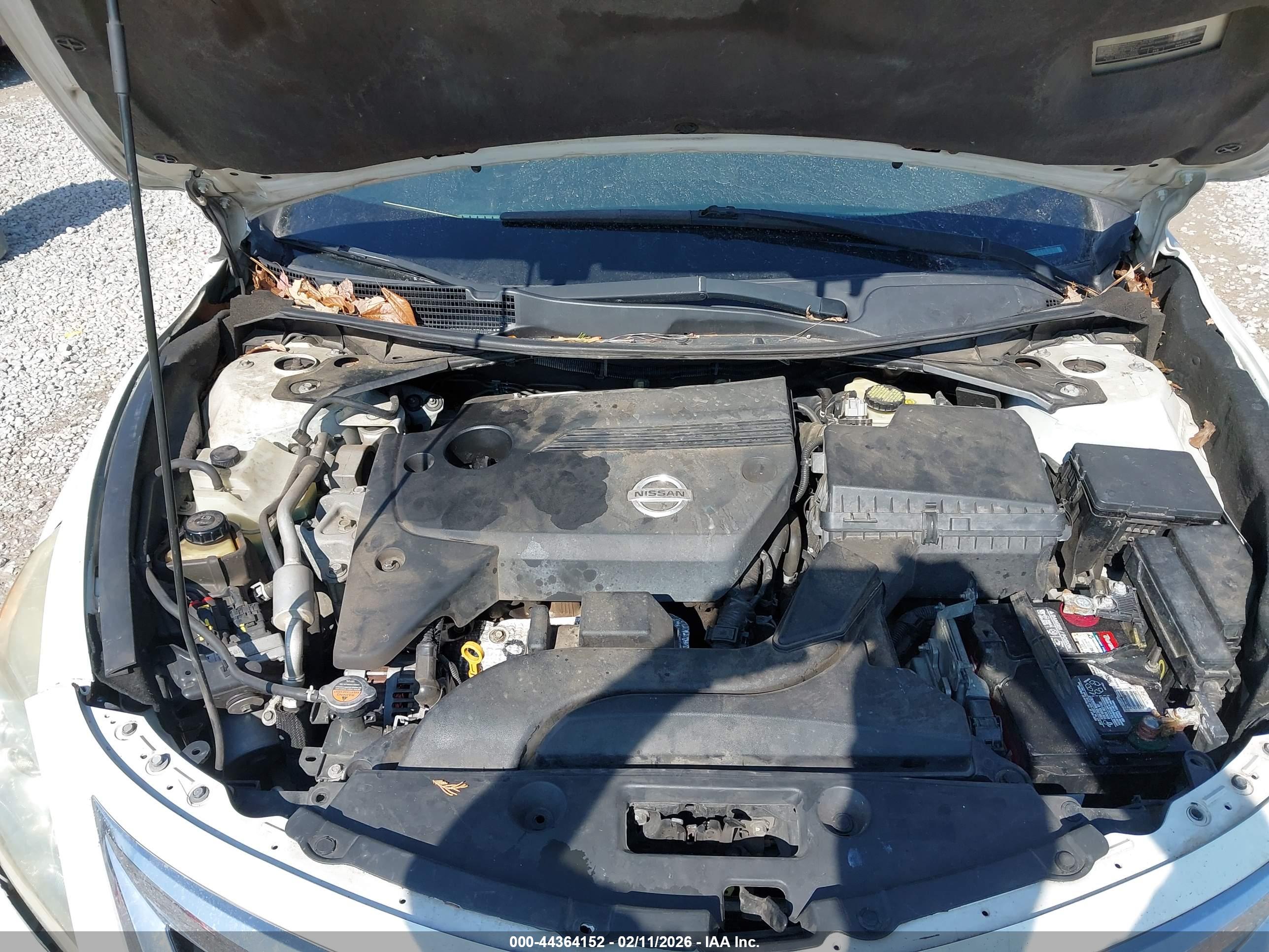 NISSAN ALTIMA image 10