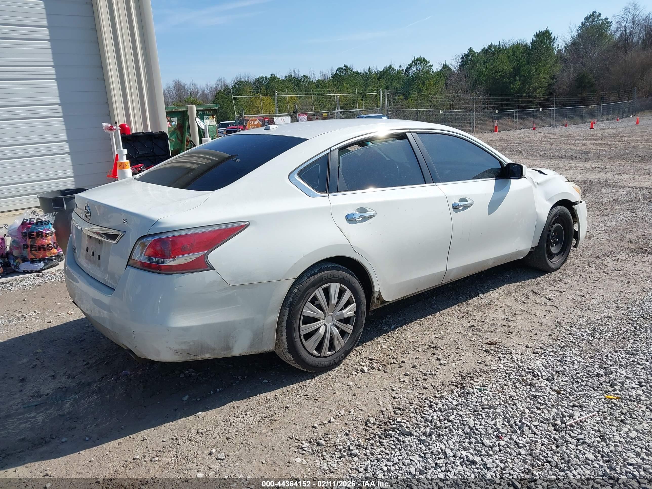 NISSAN ALTIMA image 4