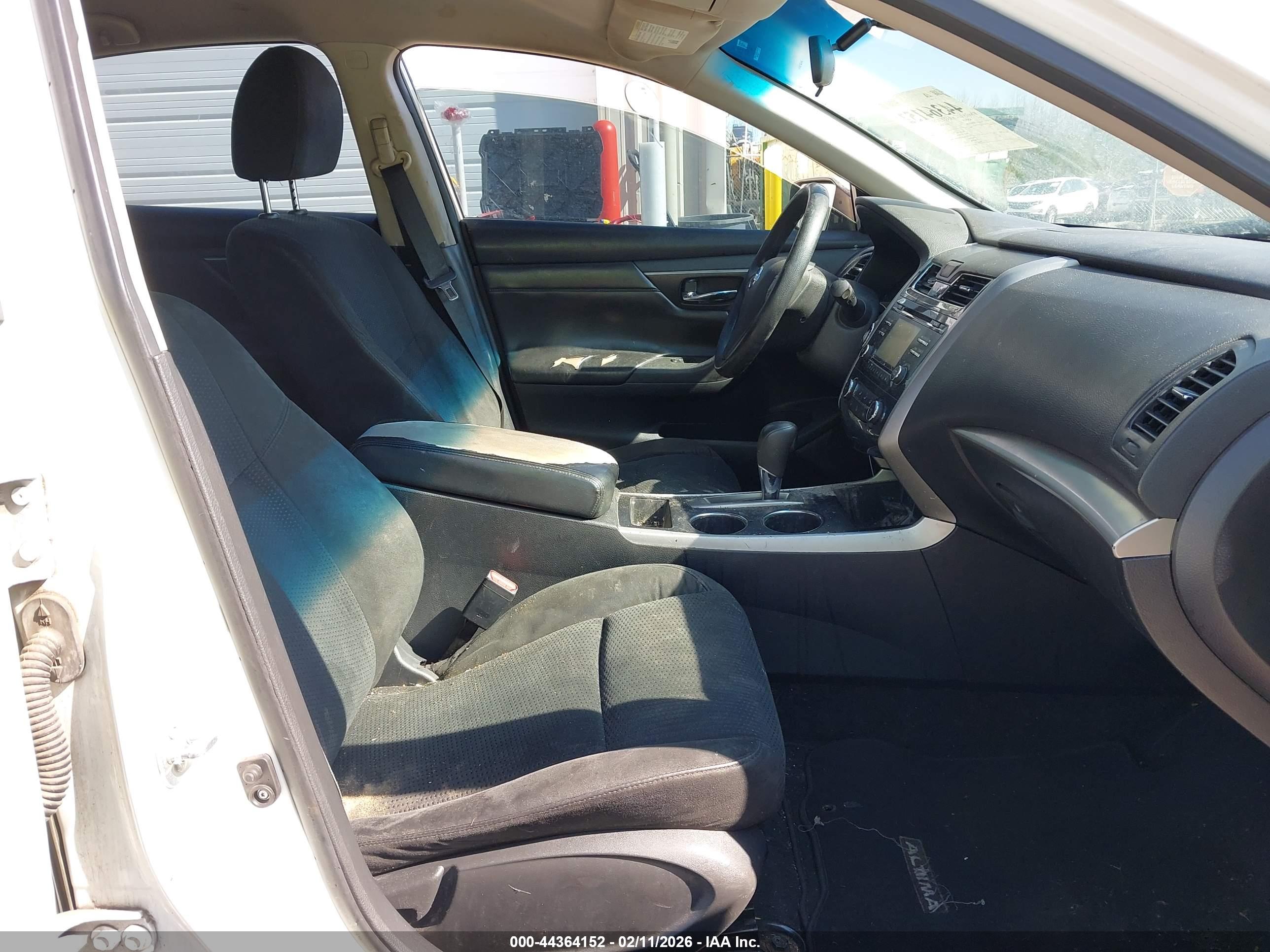 NISSAN ALTIMA image 5
