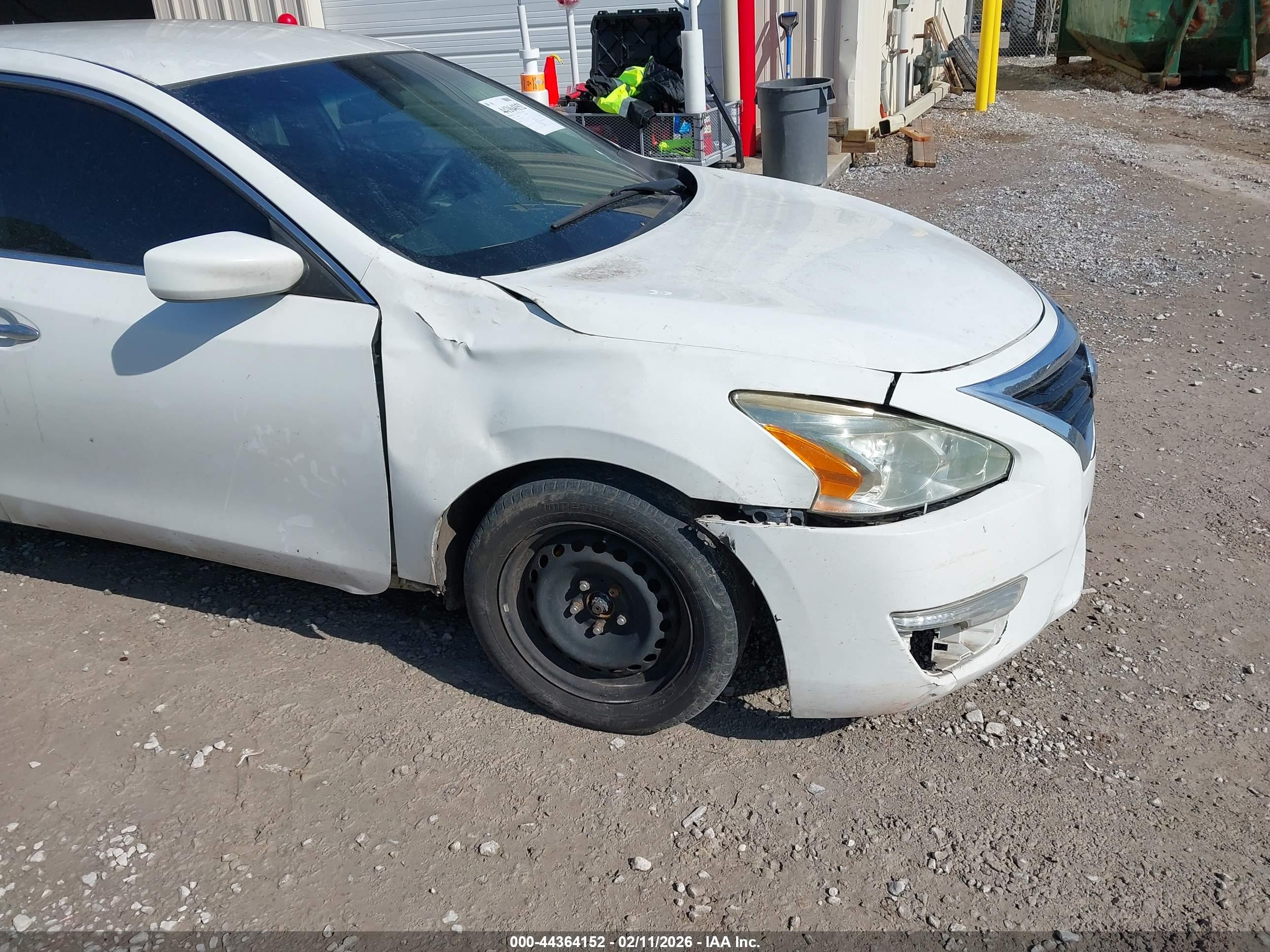 NISSAN ALTIMA image 6