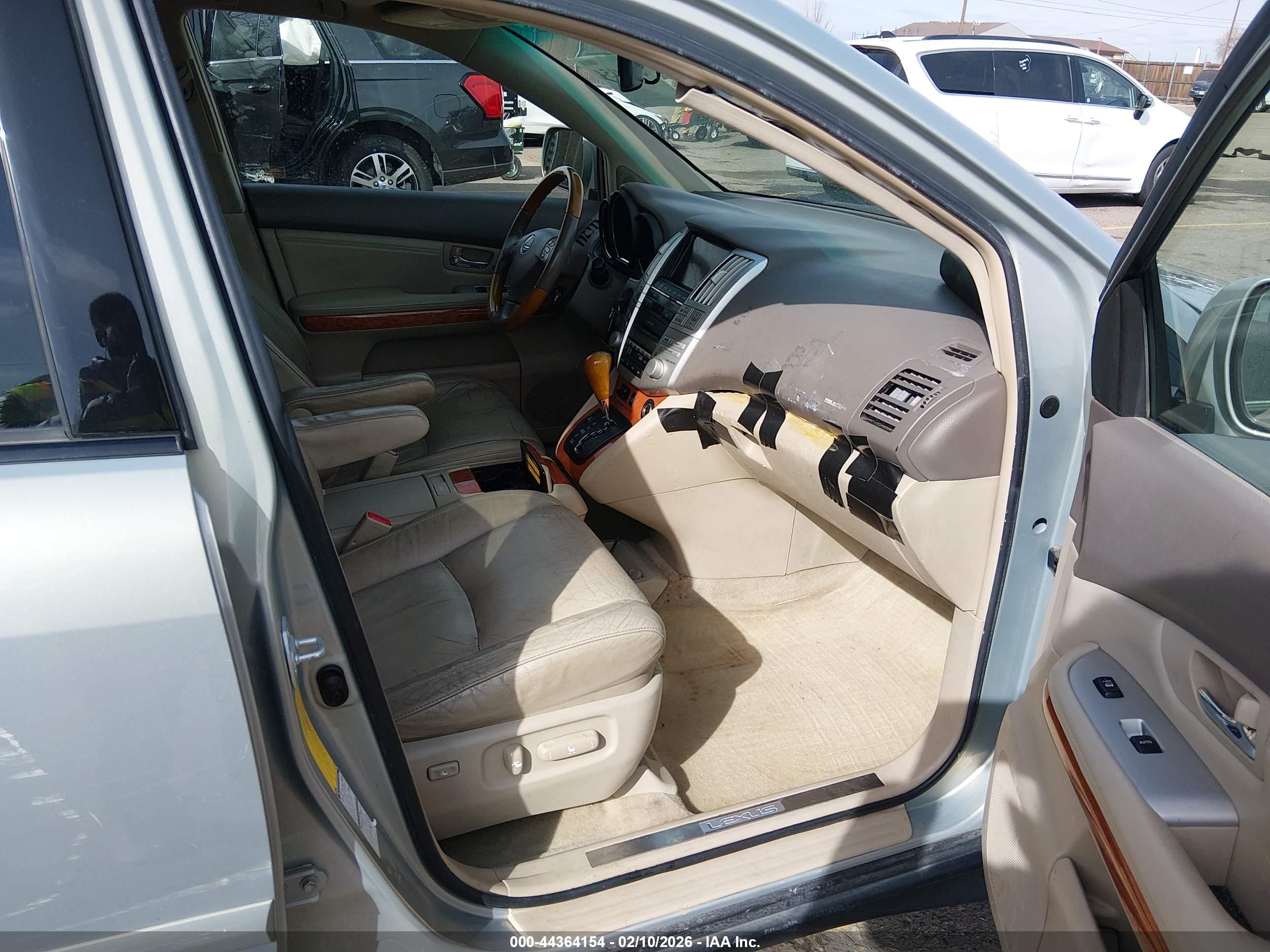 LEXUS RX image 5