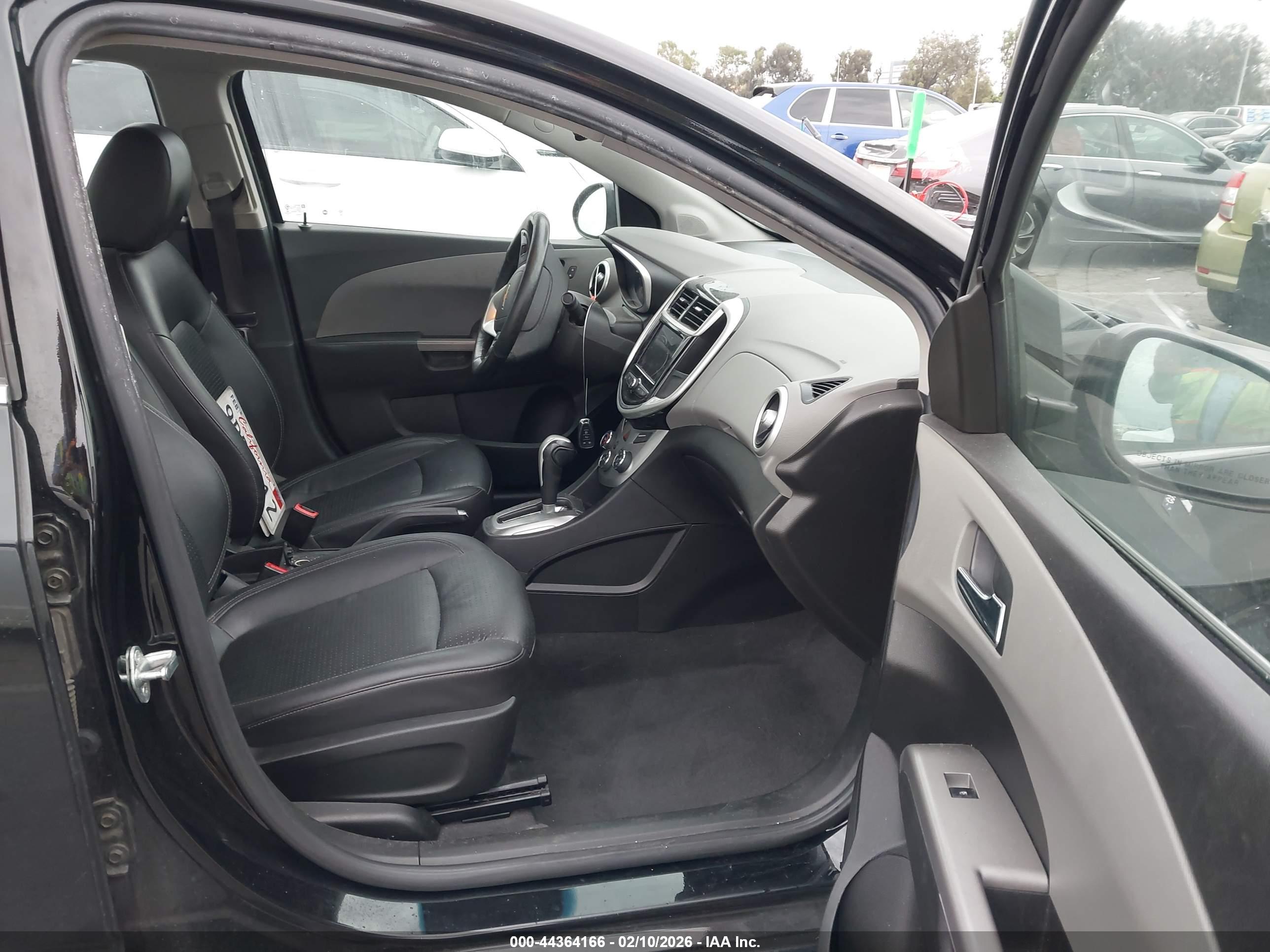 CHEVROLET SONIC image 5