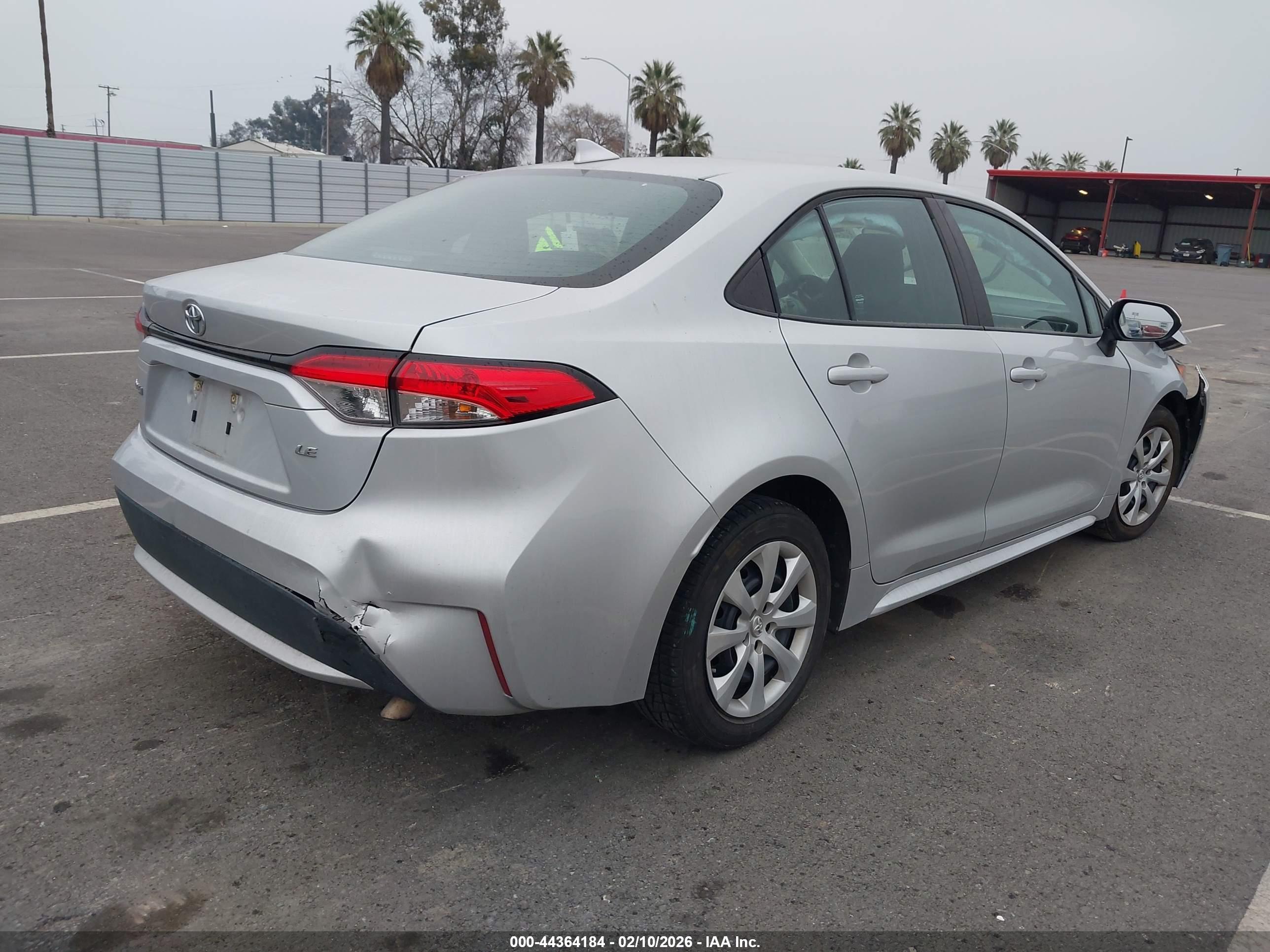 TOYOTA COROLLA image 4