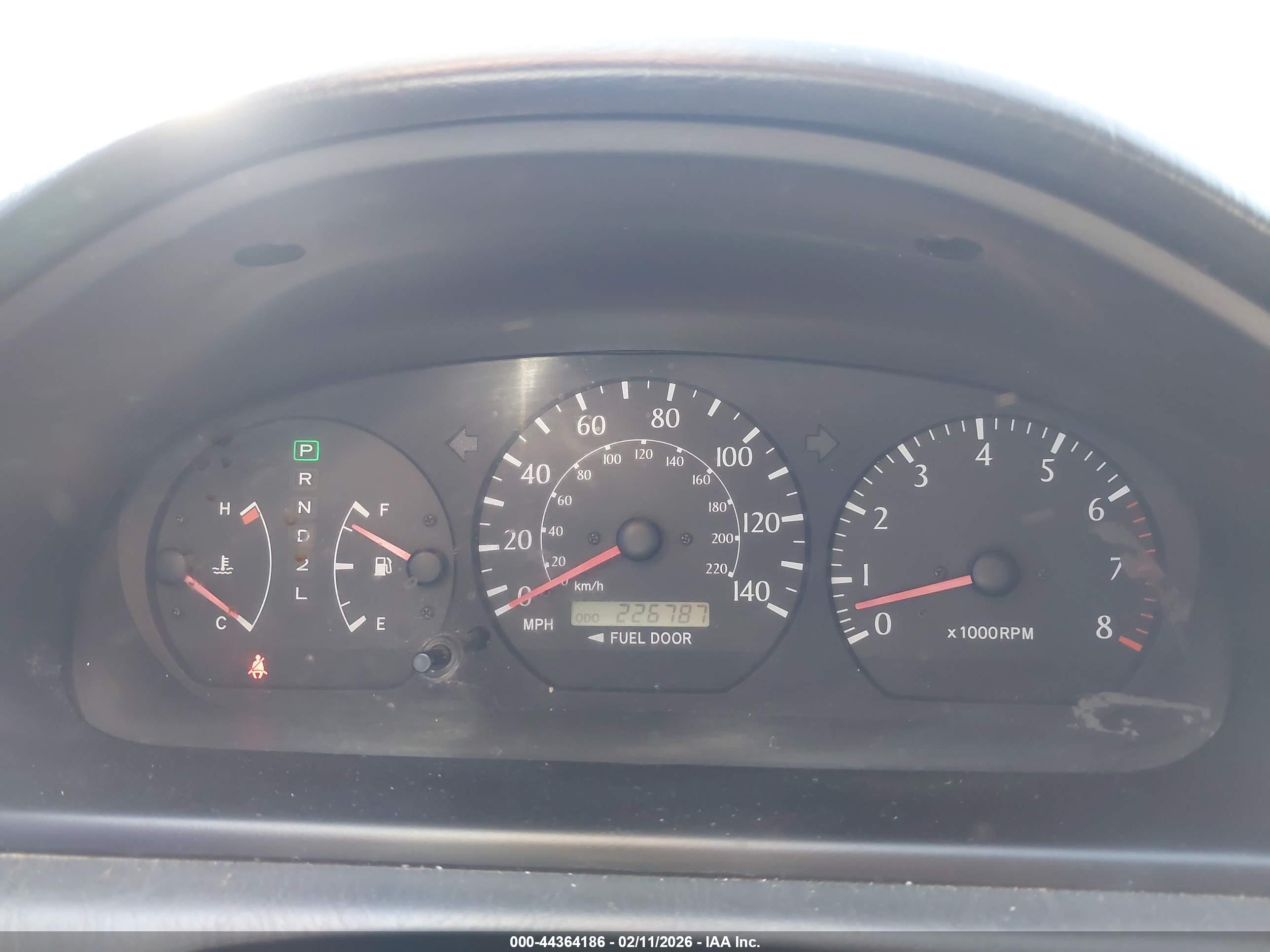 TOYOTA CAMRY image 7