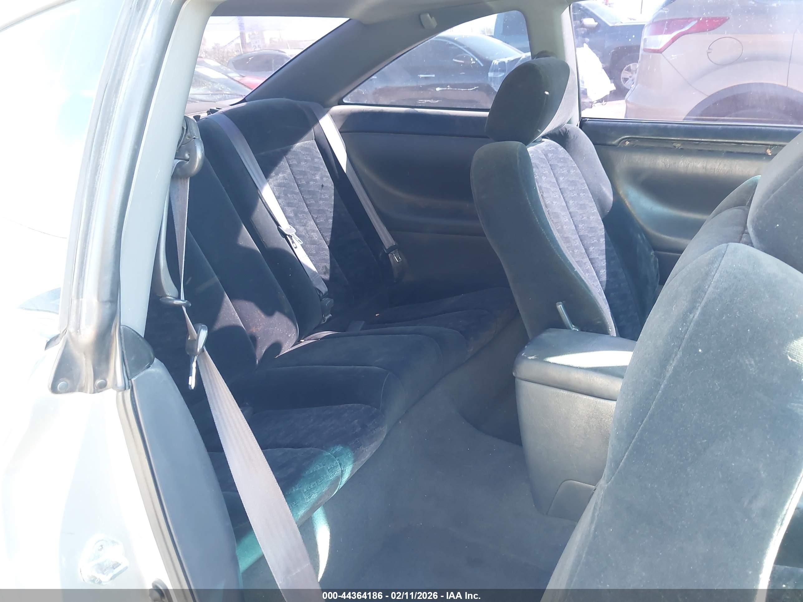 TOYOTA CAMRY image 8