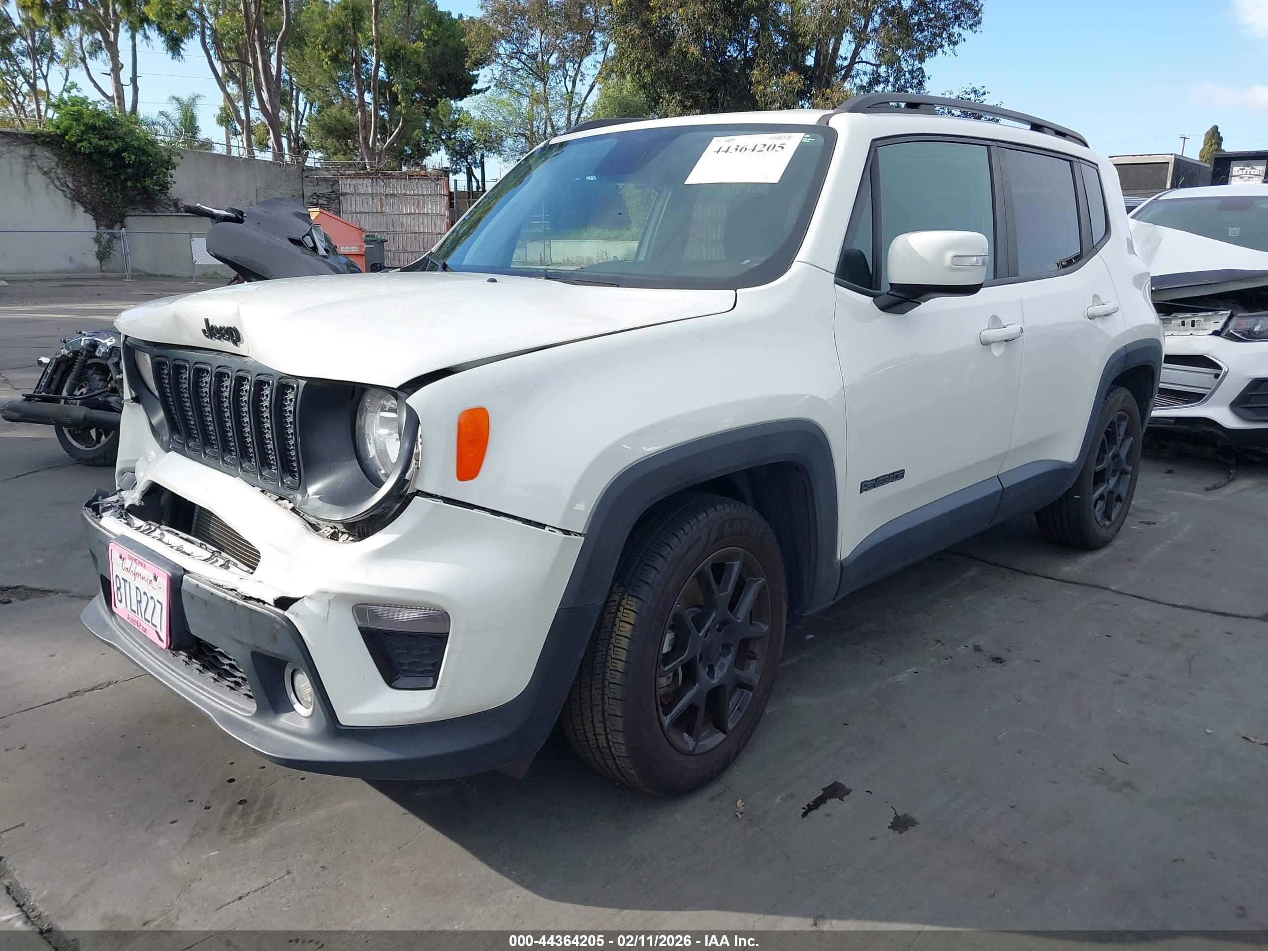 JEEP RENEGADE image 2