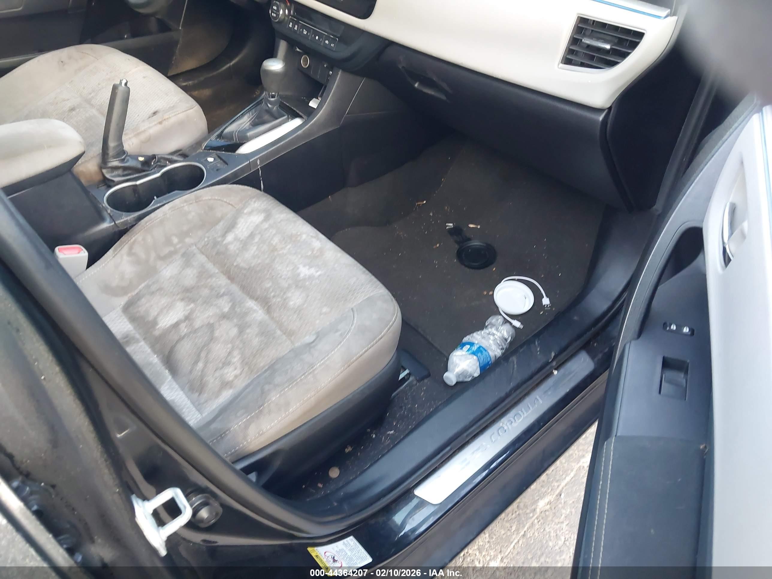TOYOTA COROLLA image 5