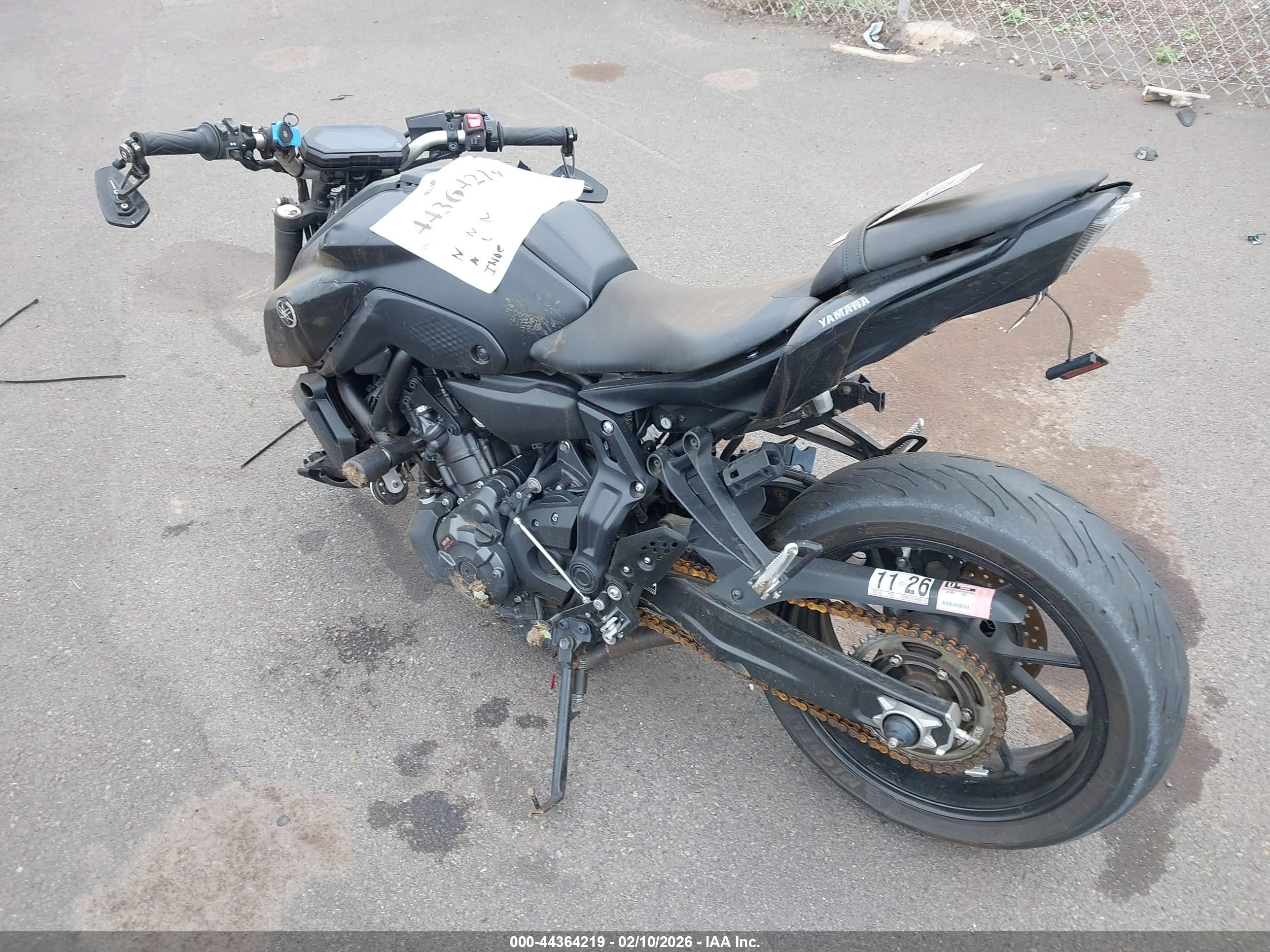 YAMAHA MT07 image 3