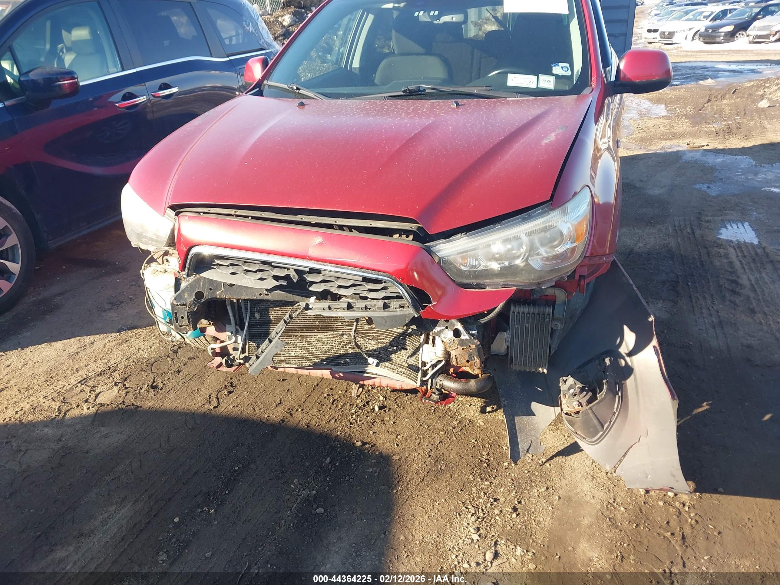 MITSUBISHI OUTLANDER image 6