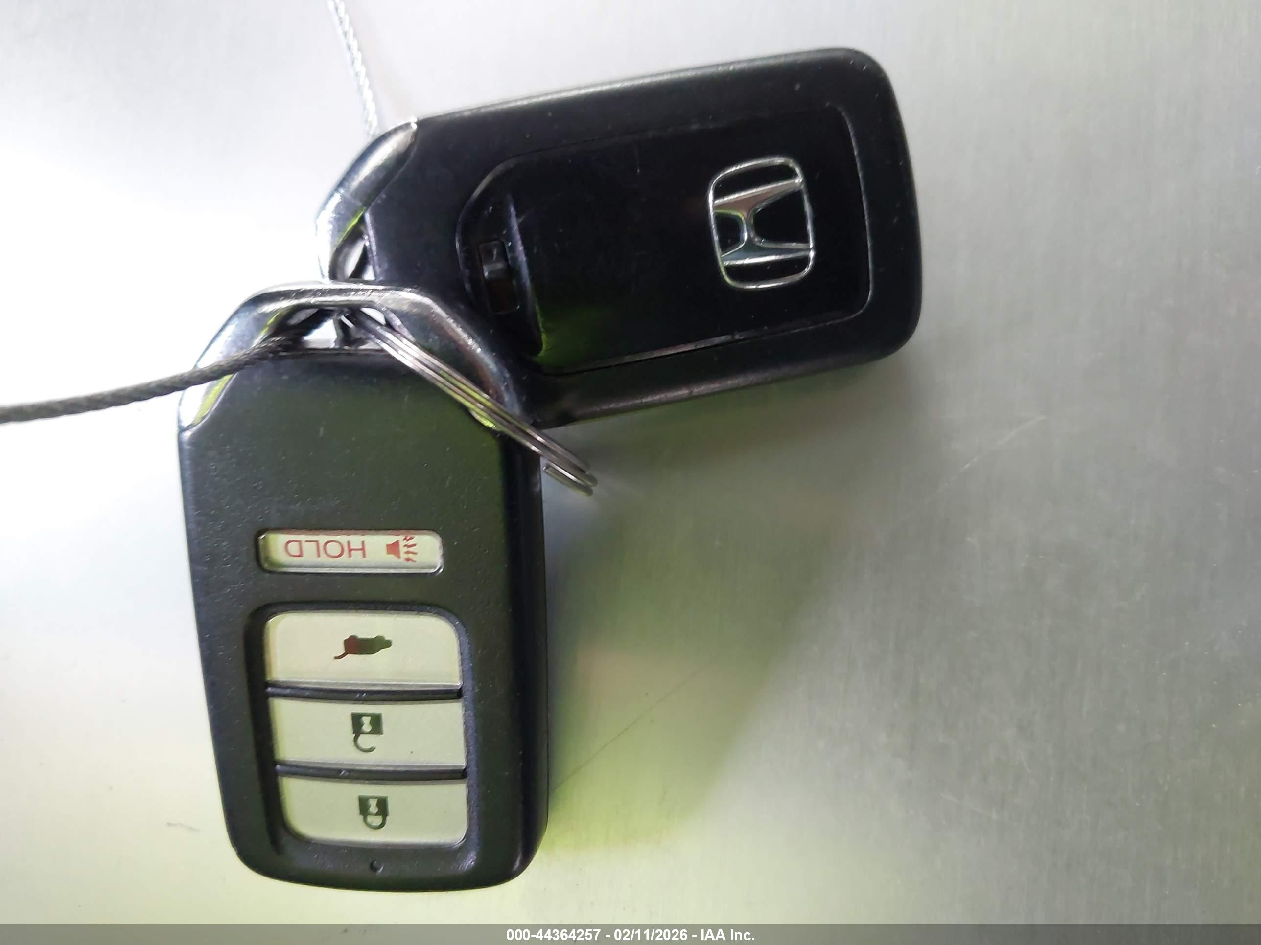HONDA CR-V image 11