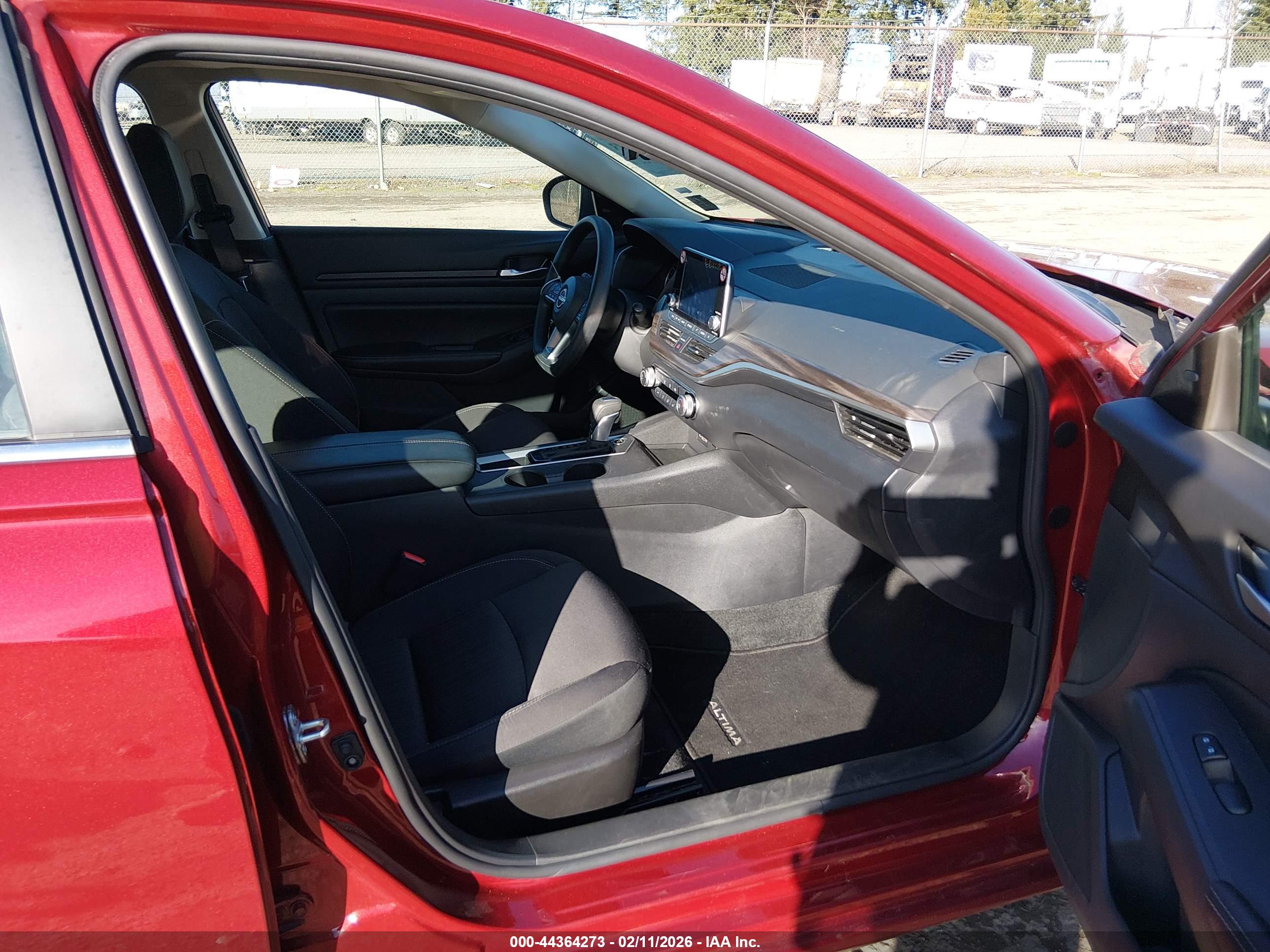 NISSAN ALTIMA image 5