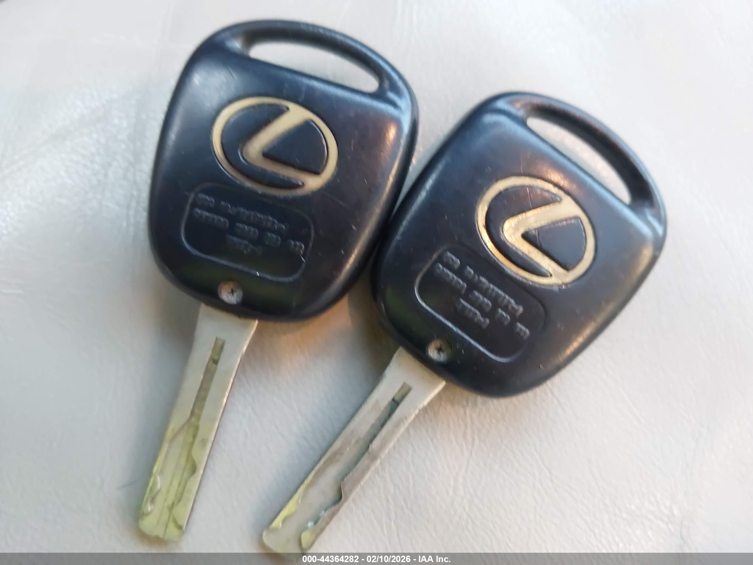 LEXUS RX image 11