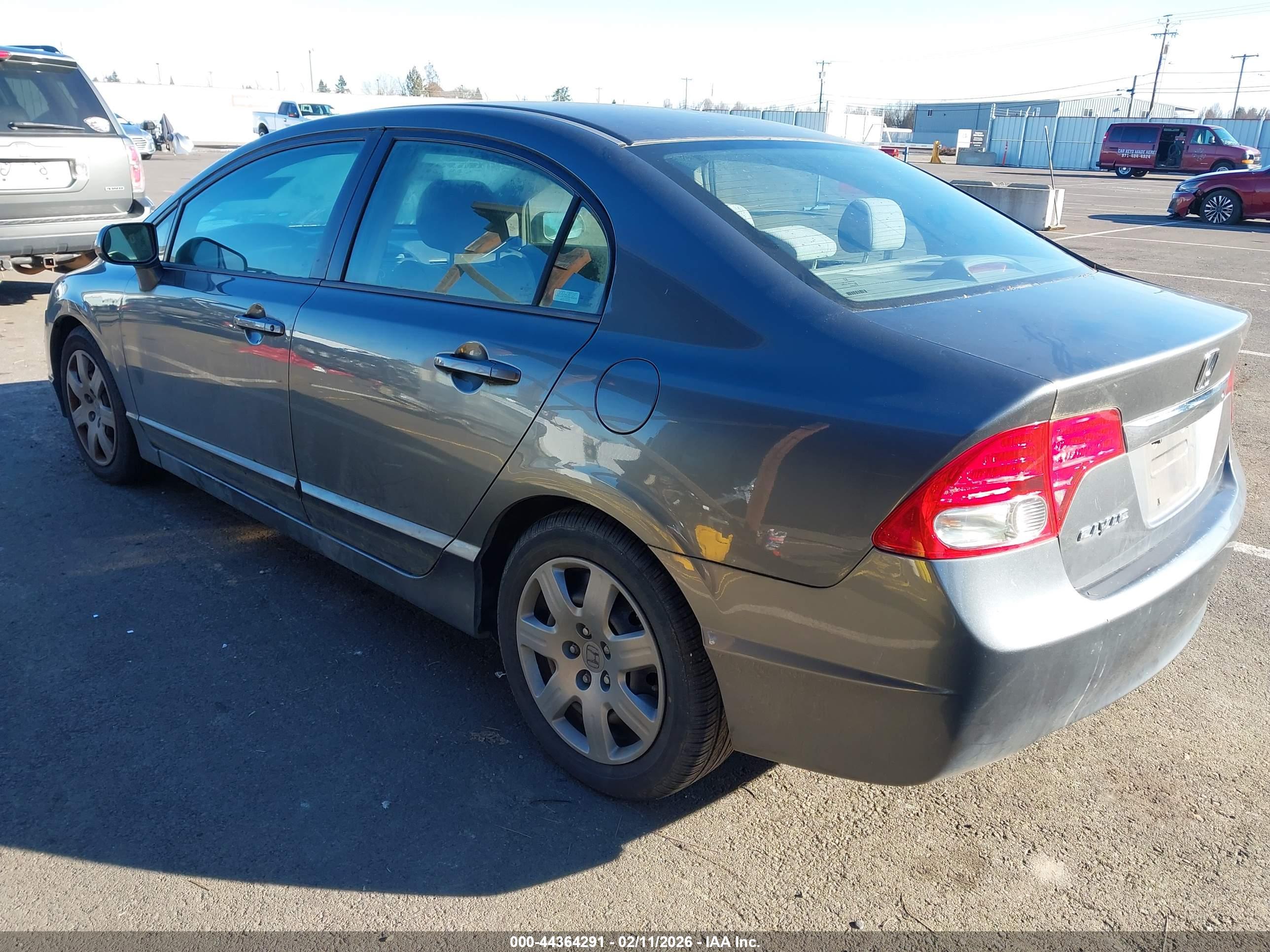HONDA CIVIC image 3