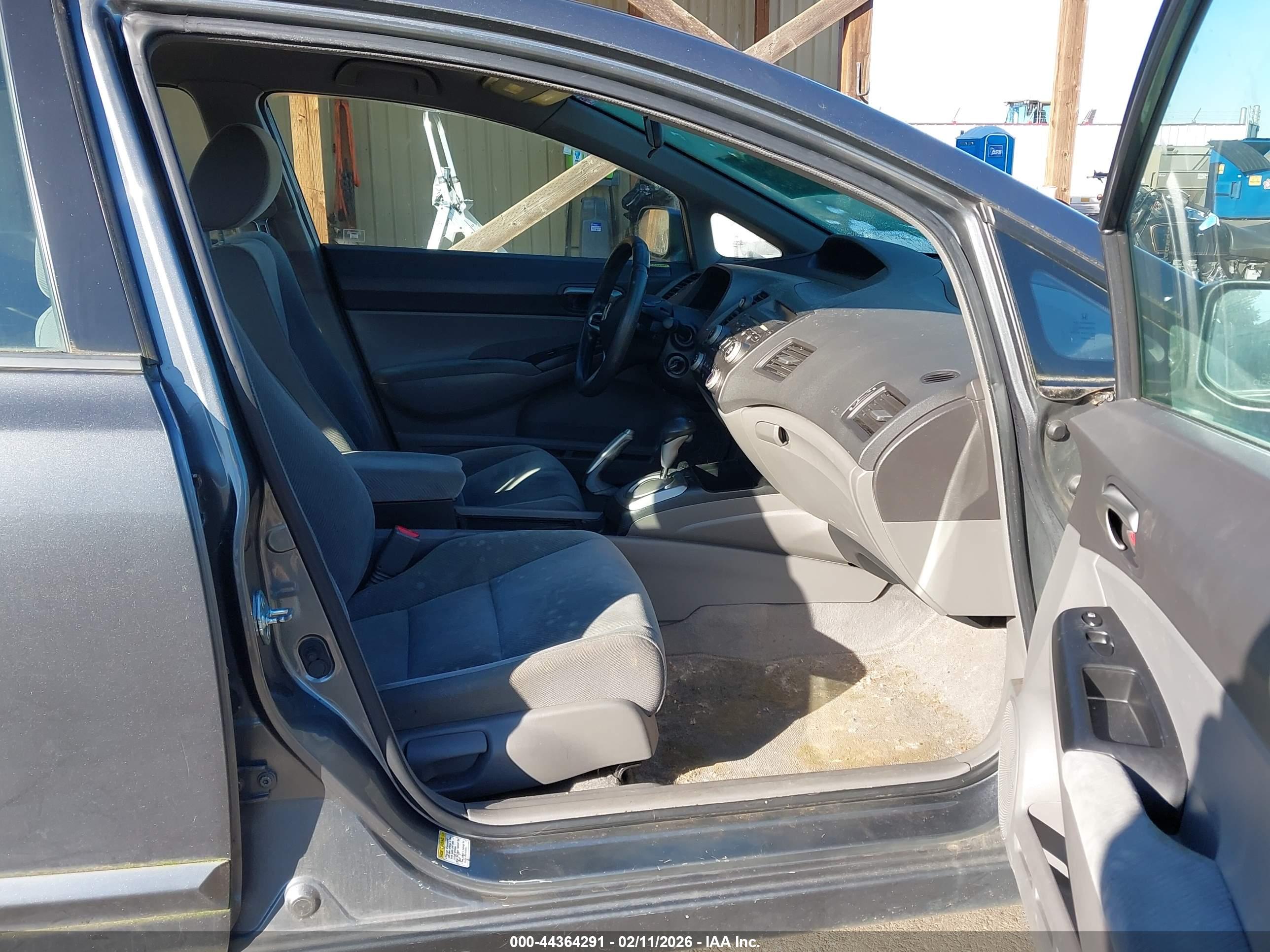 HONDA CIVIC image 5
