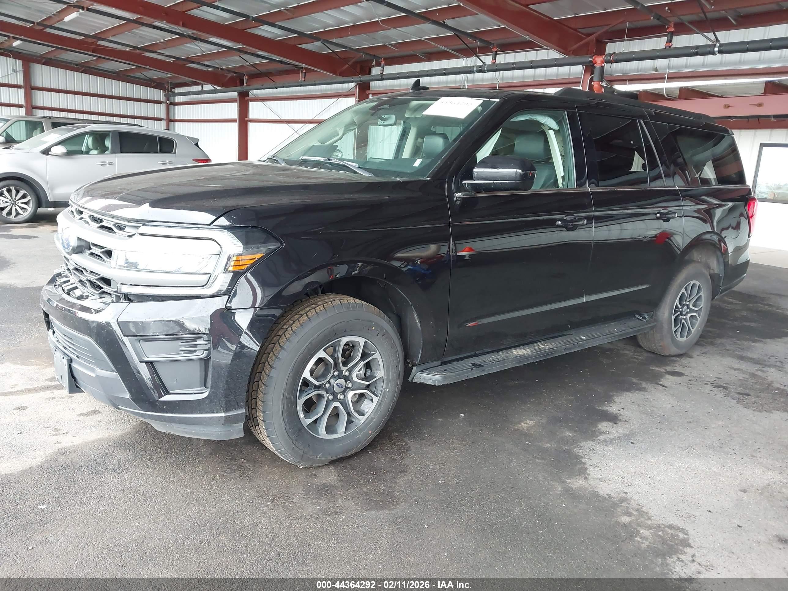 FORD EXPEDITION image 2