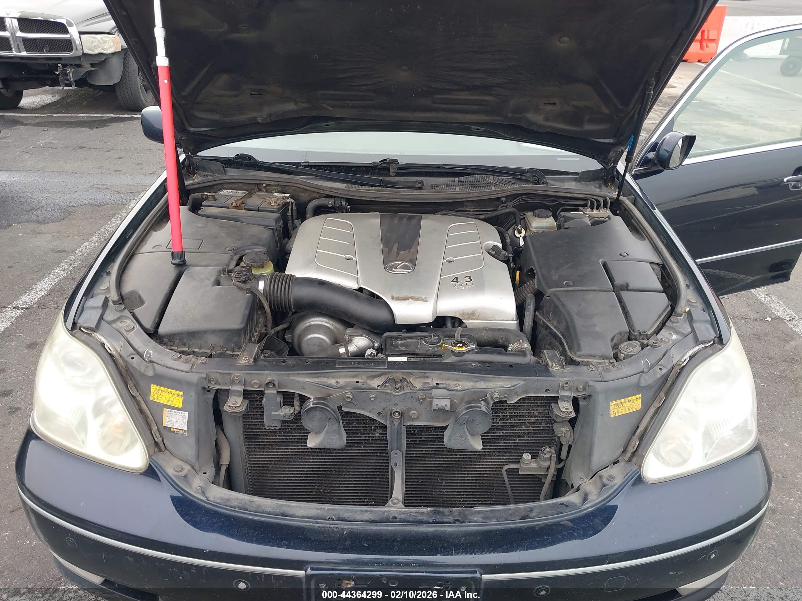 LEXUS LS image 10