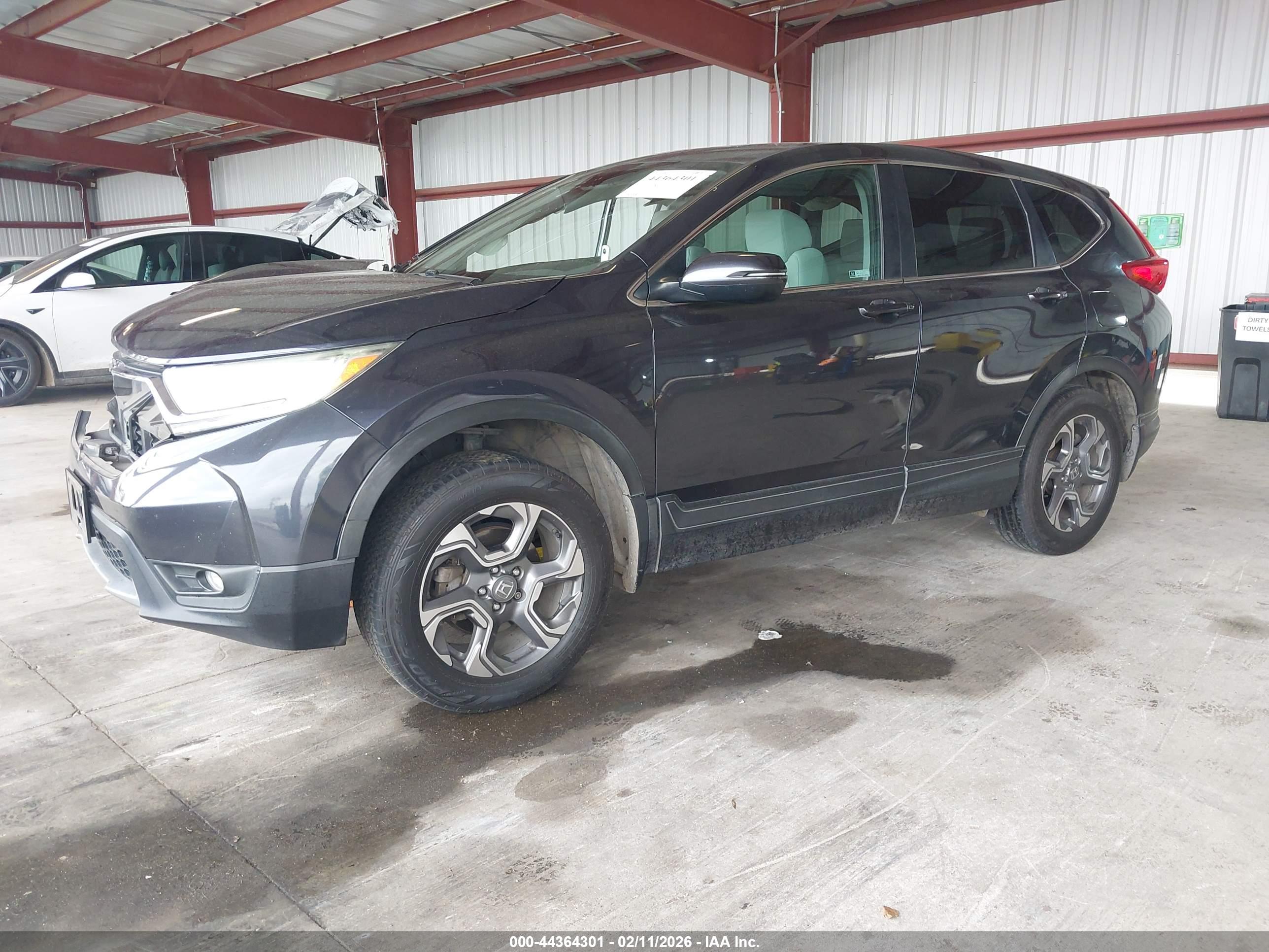 HONDA CR-V image 2