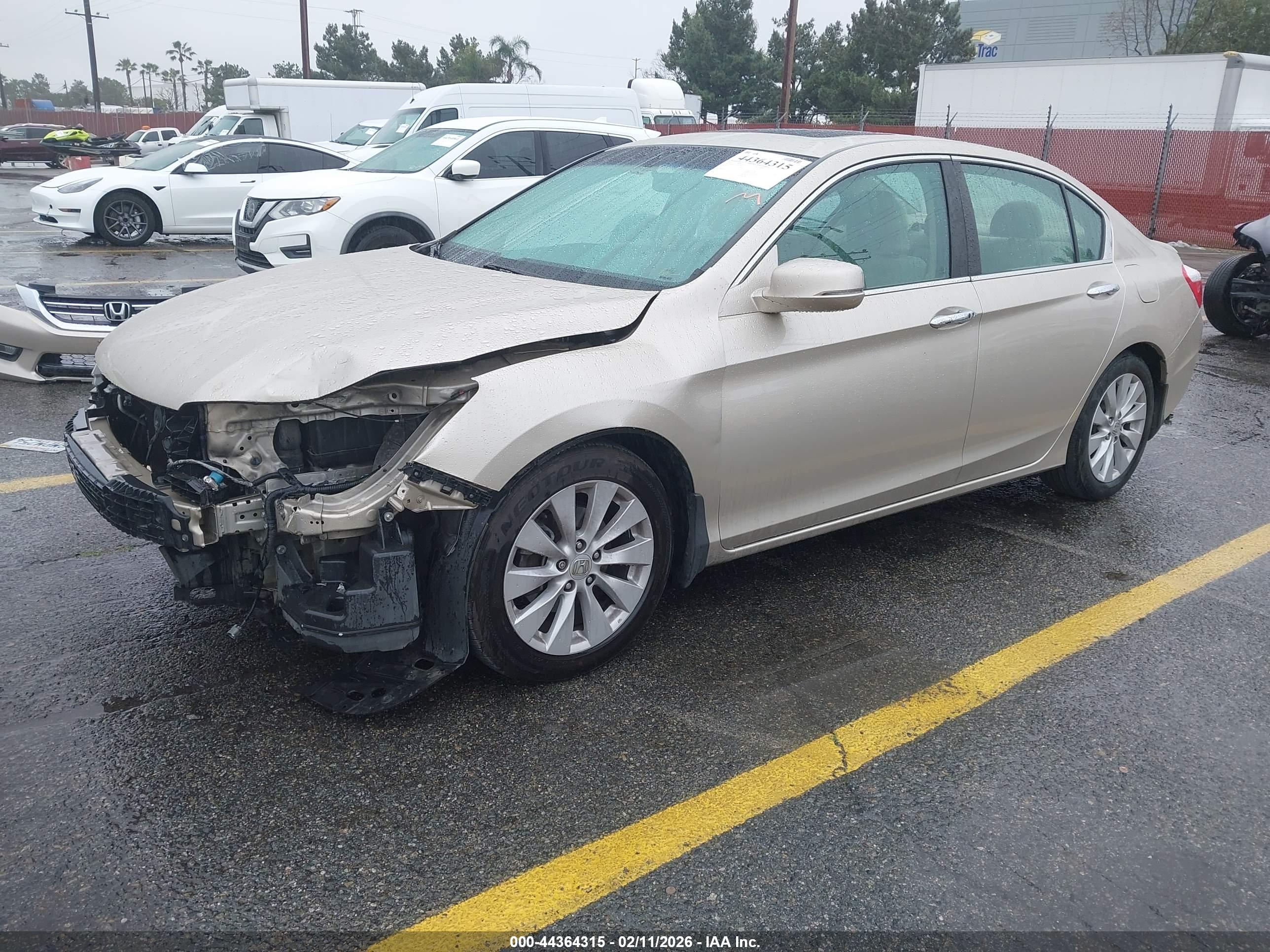 HONDA ACCORD image 2