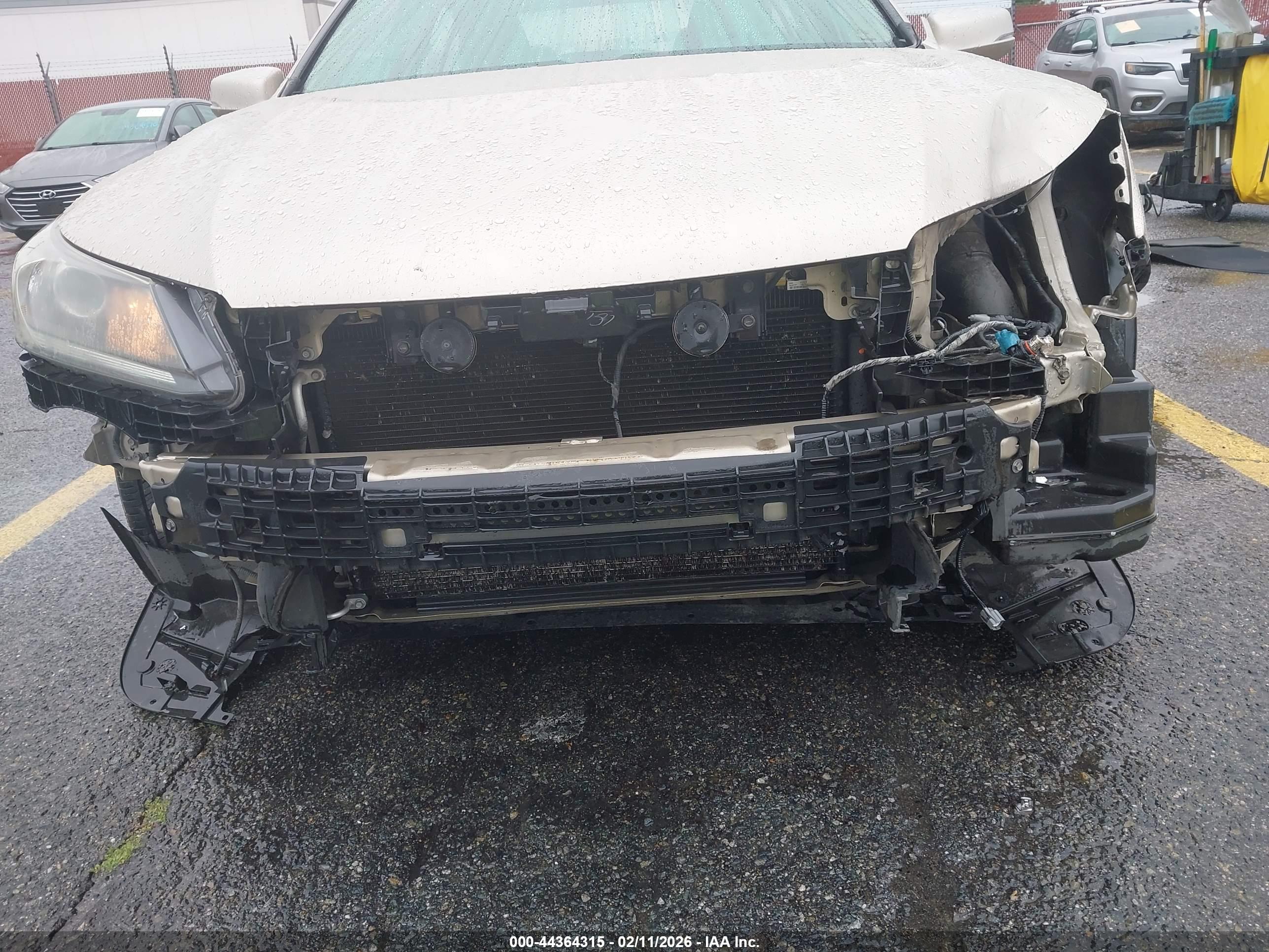 HONDA ACCORD image 6