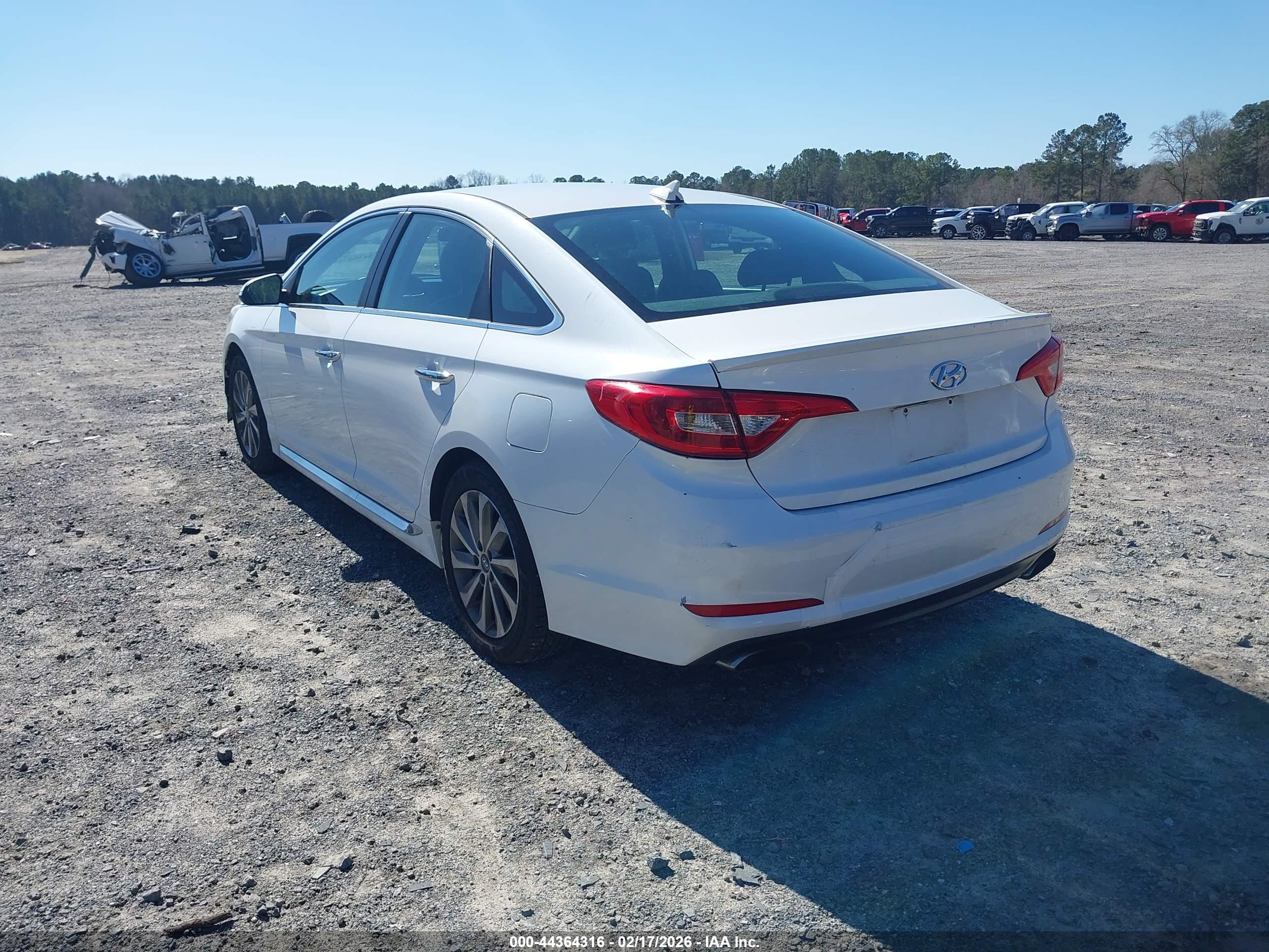 HYUNDAI SONATA image 3