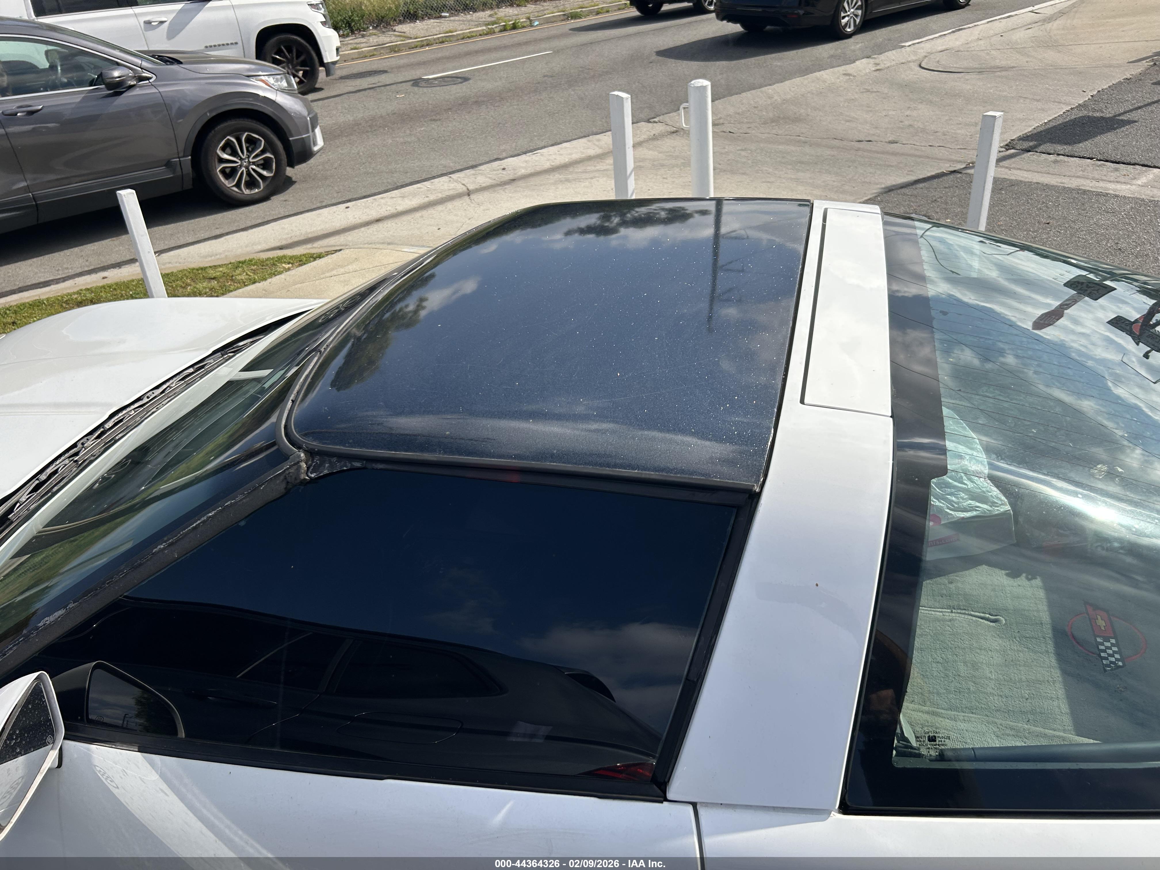 CHEVROLET CORVETTE image 8