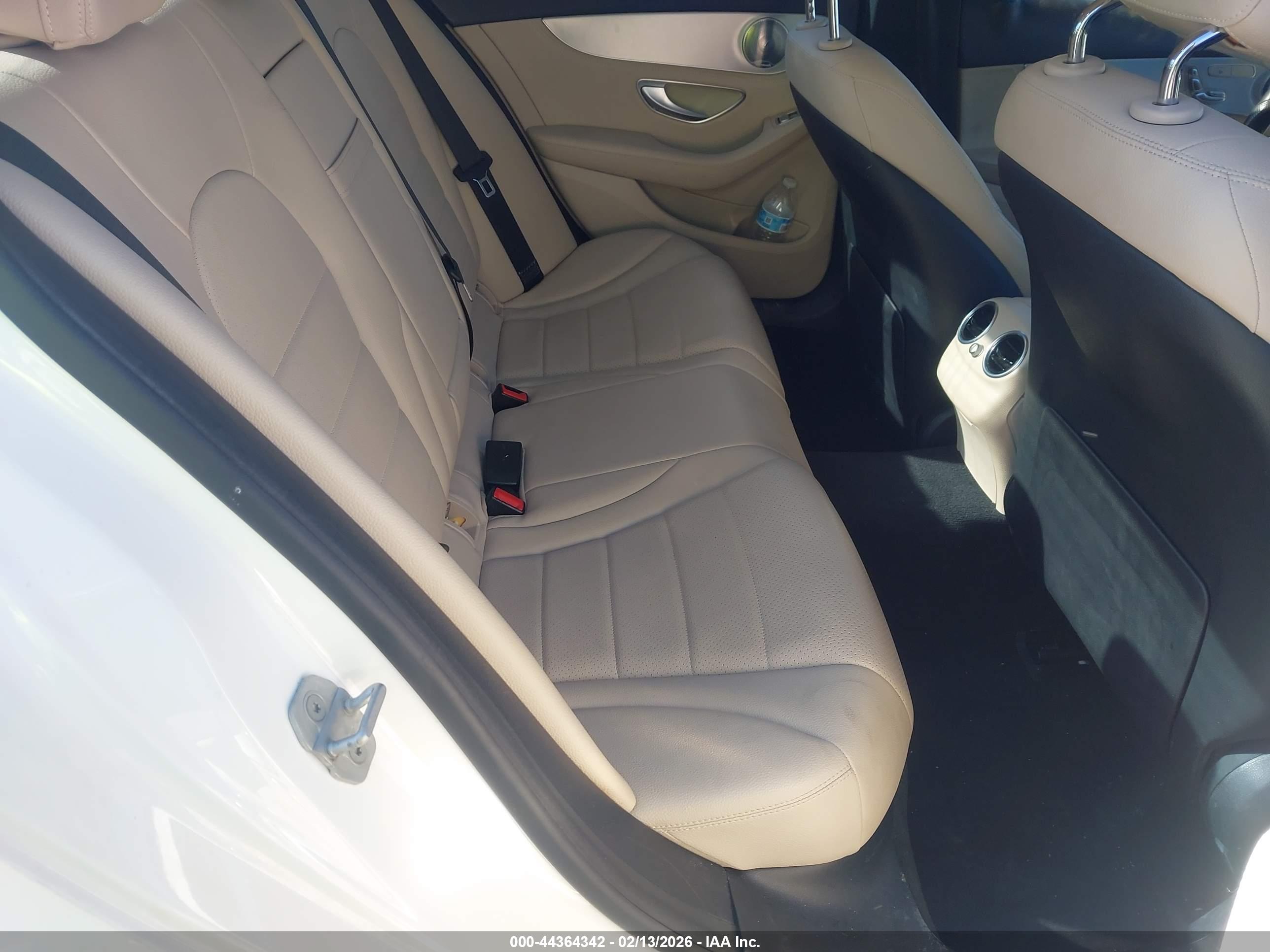 MERCEDES-BENZ C image 8