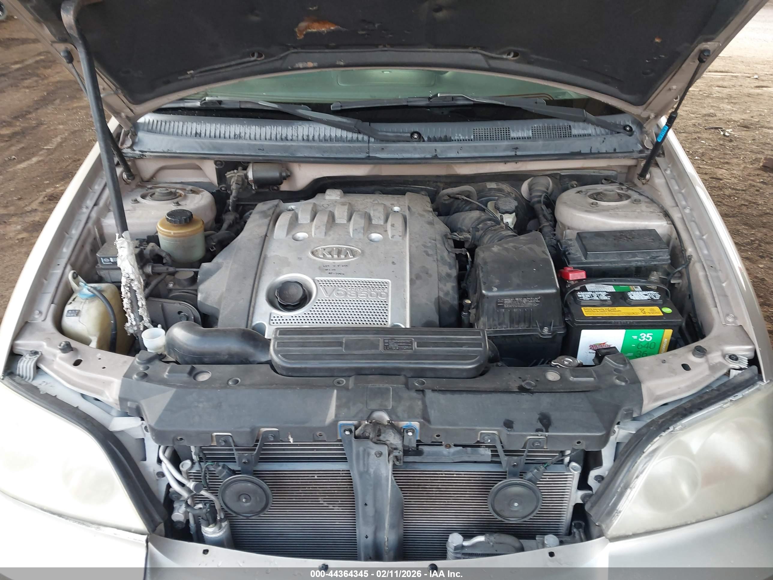 KIA SEDONA image 10