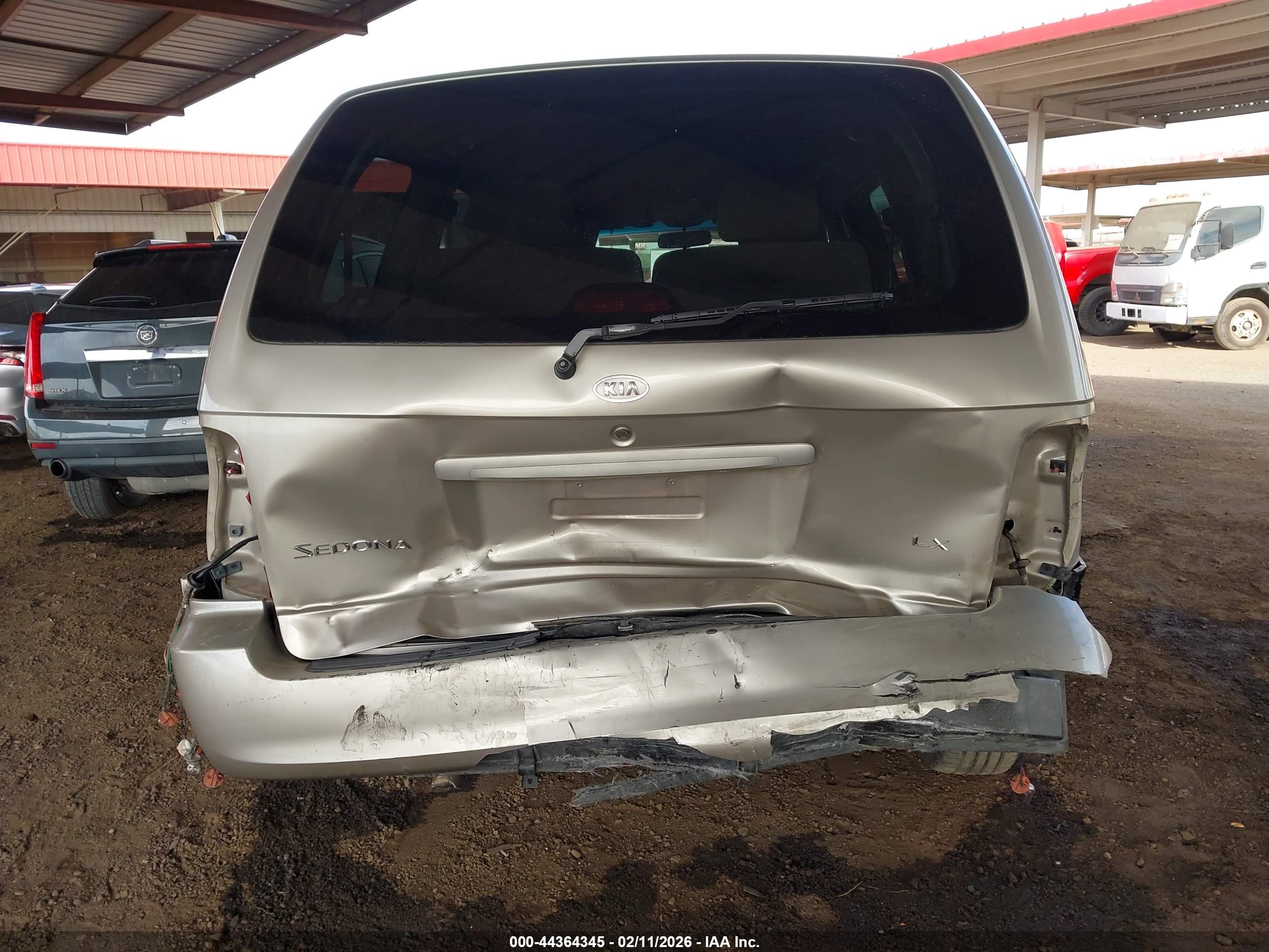 KIA SEDONA image 6