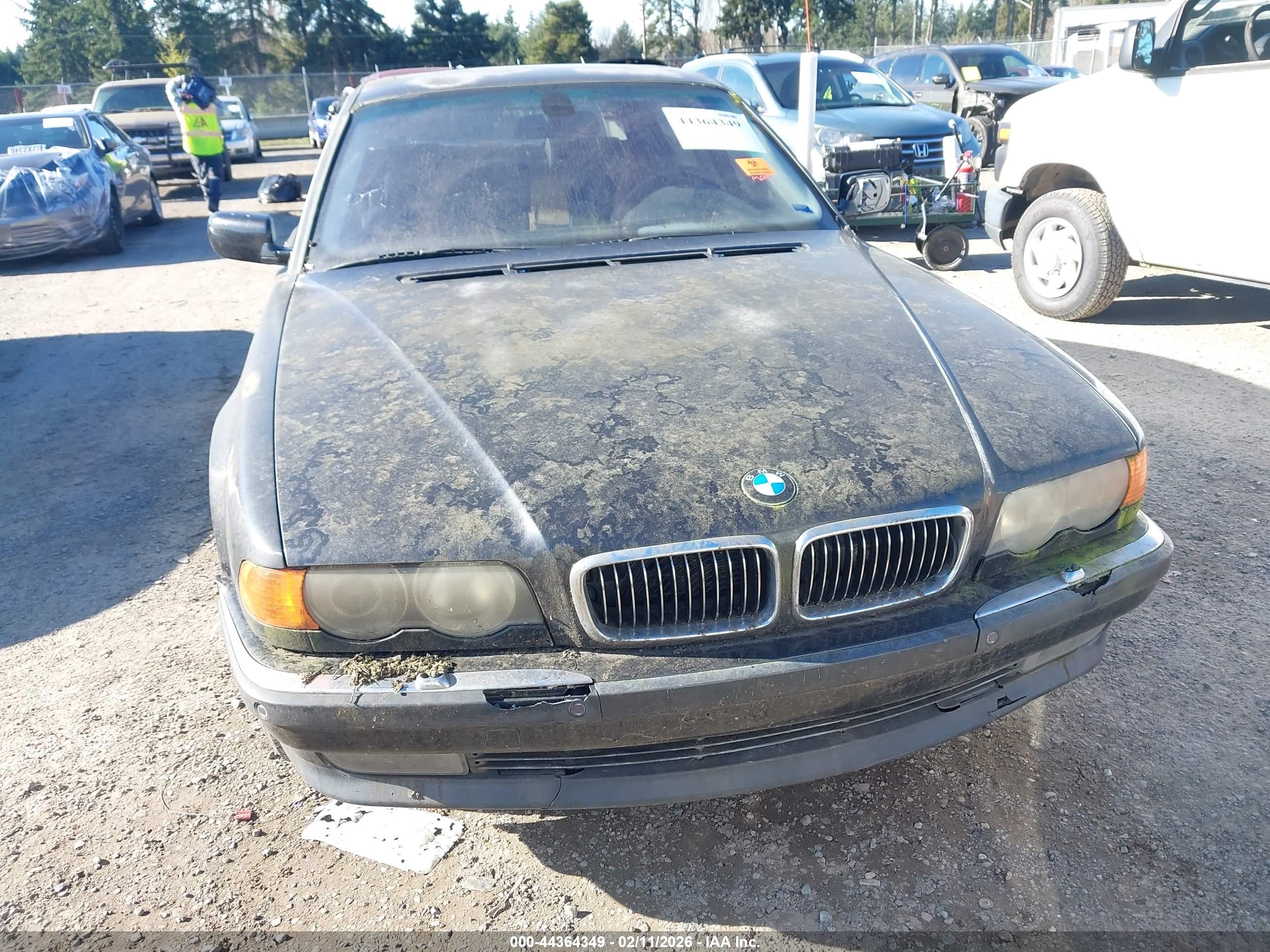 BMW 750IL image 6