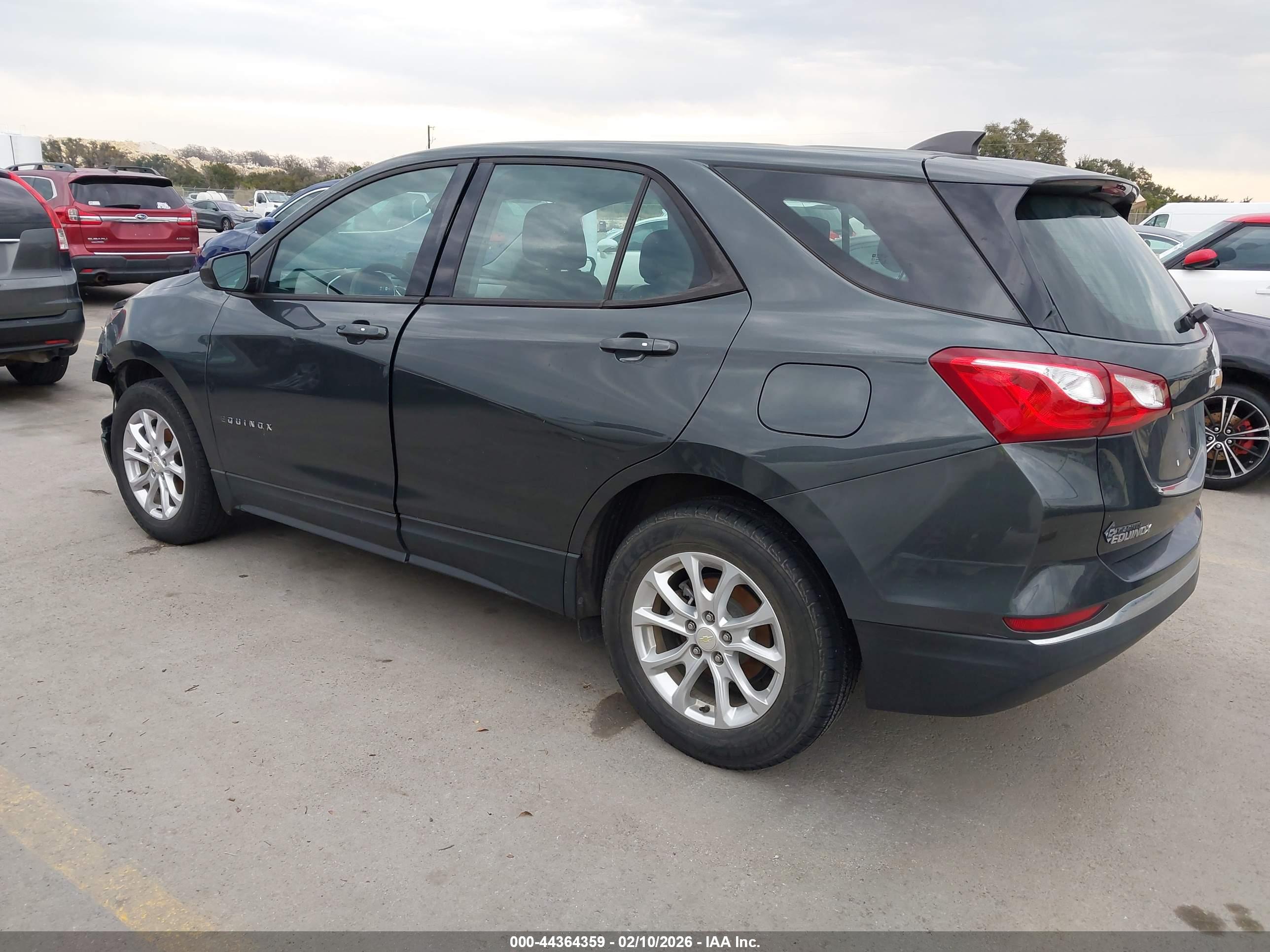 CHEVROLET EQUINOX image 3