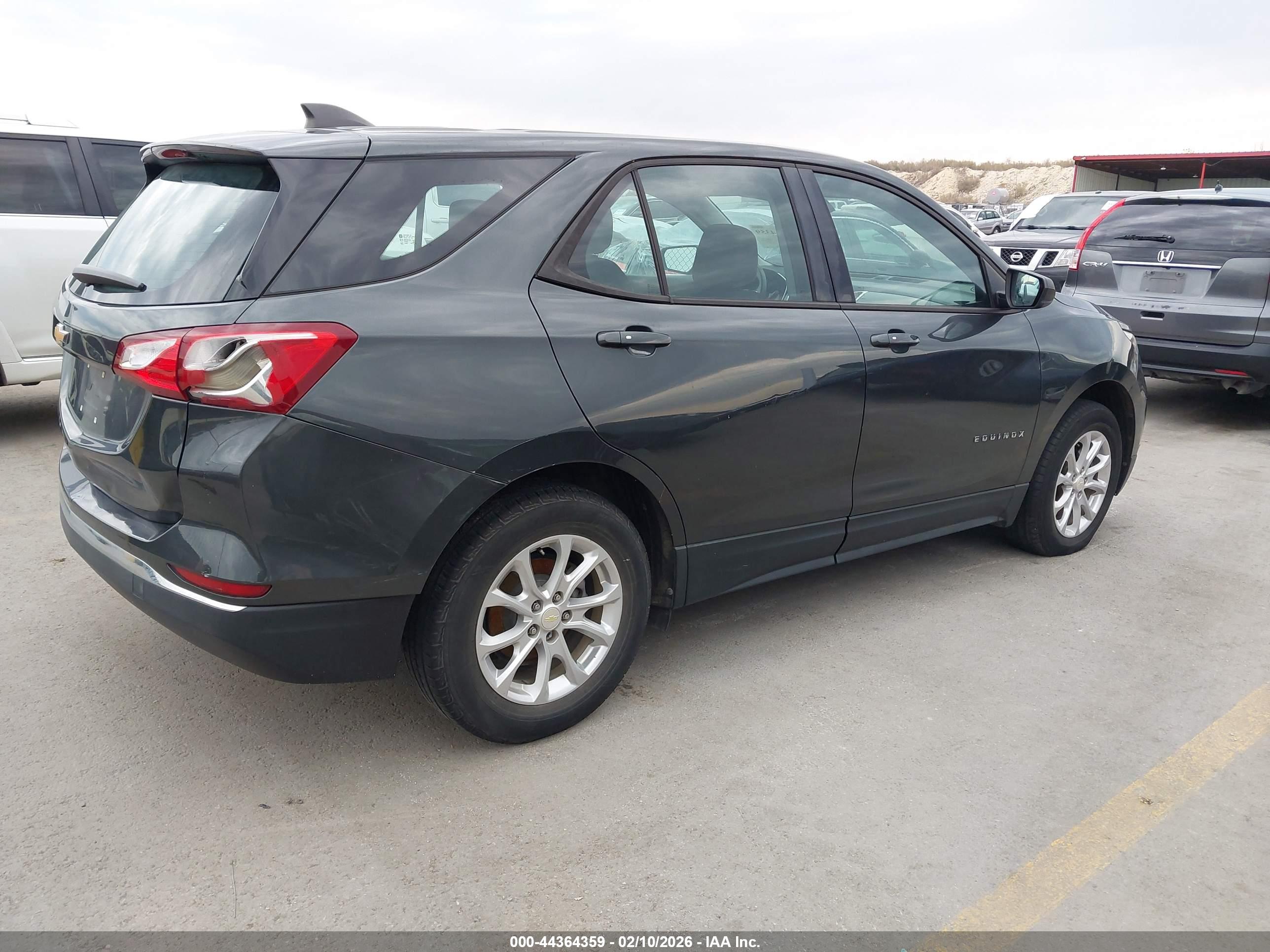 CHEVROLET EQUINOX image 4