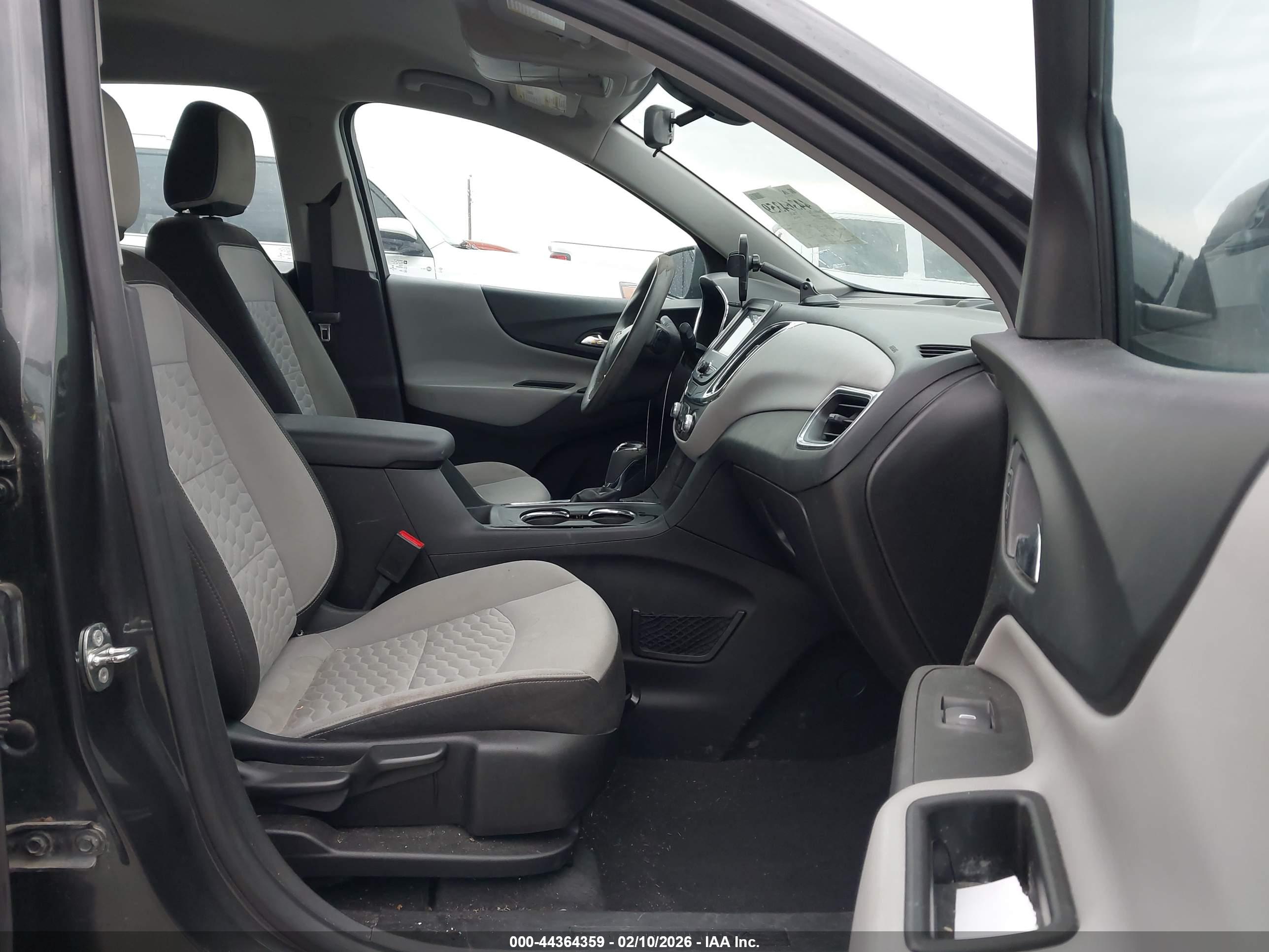CHEVROLET EQUINOX image 5