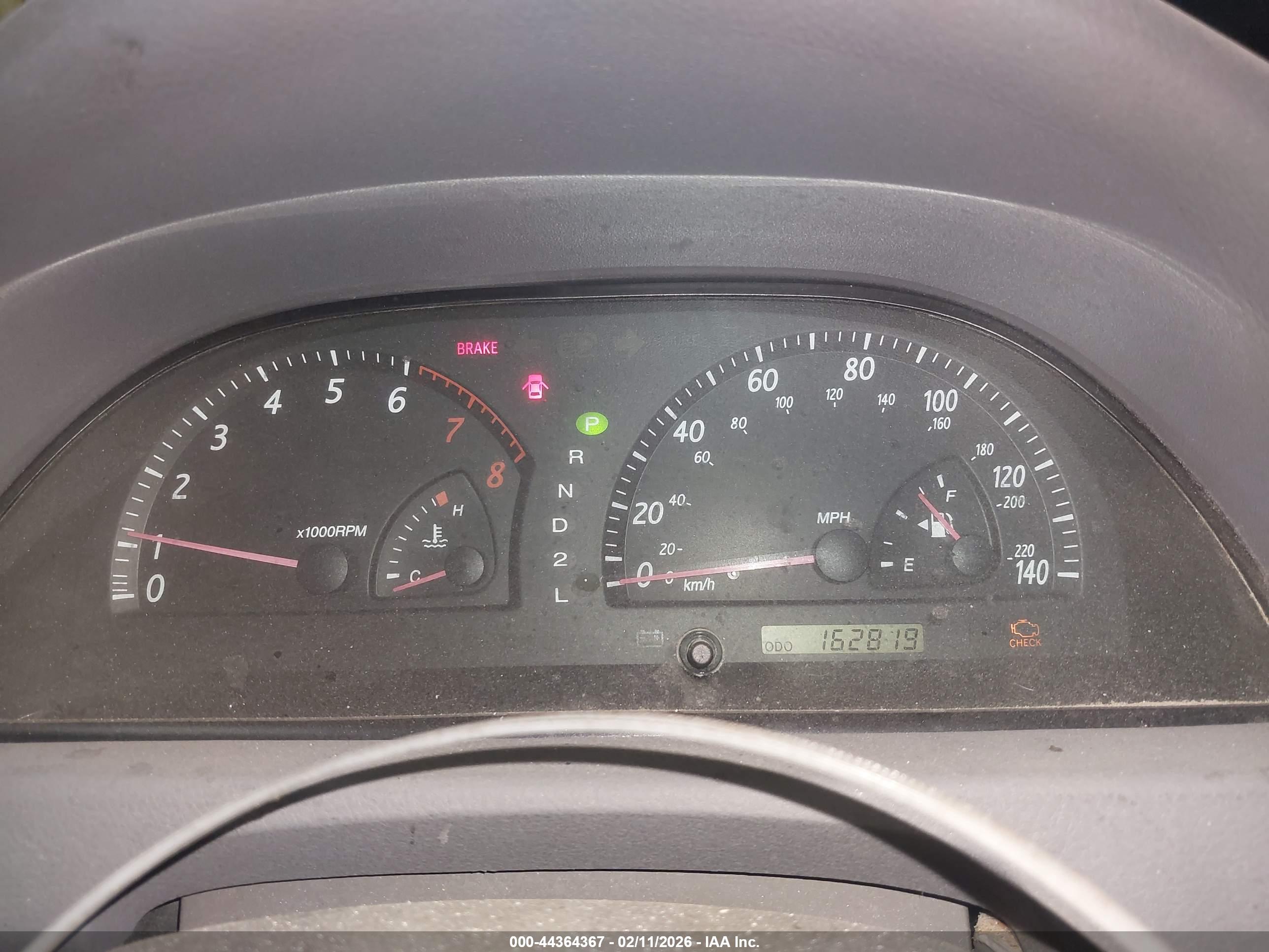 TOYOTA CAMRY image 7